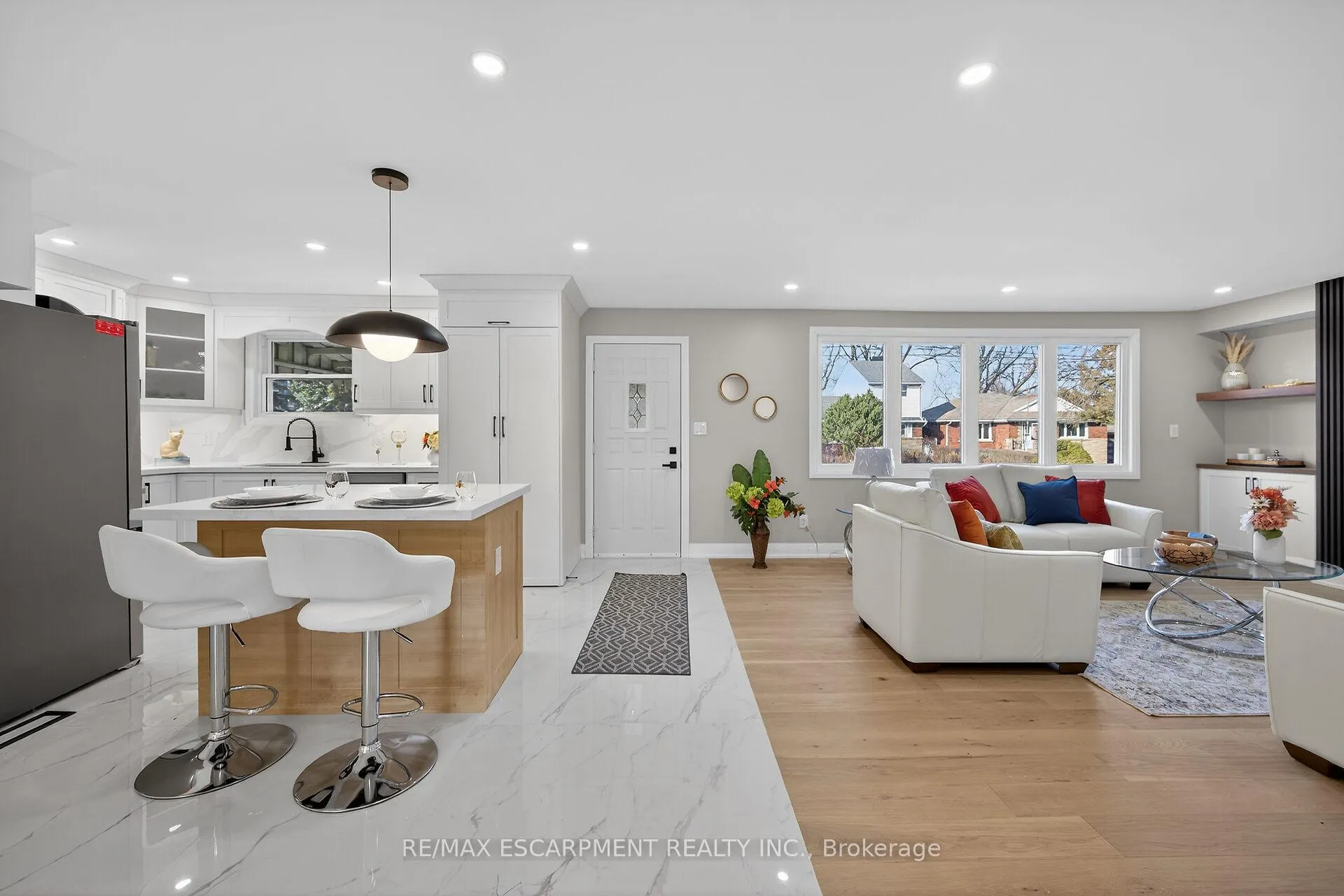 Photo 14 of 84 Blanmora Drive, Hamilton, Stoney Creek — HOMEH