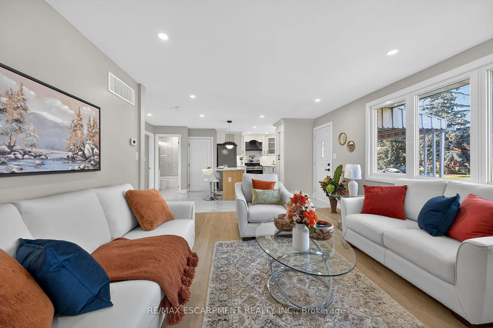 Photo 19 of 84 Blanmora Drive, Hamilton, Stoney Creek — HOMEH