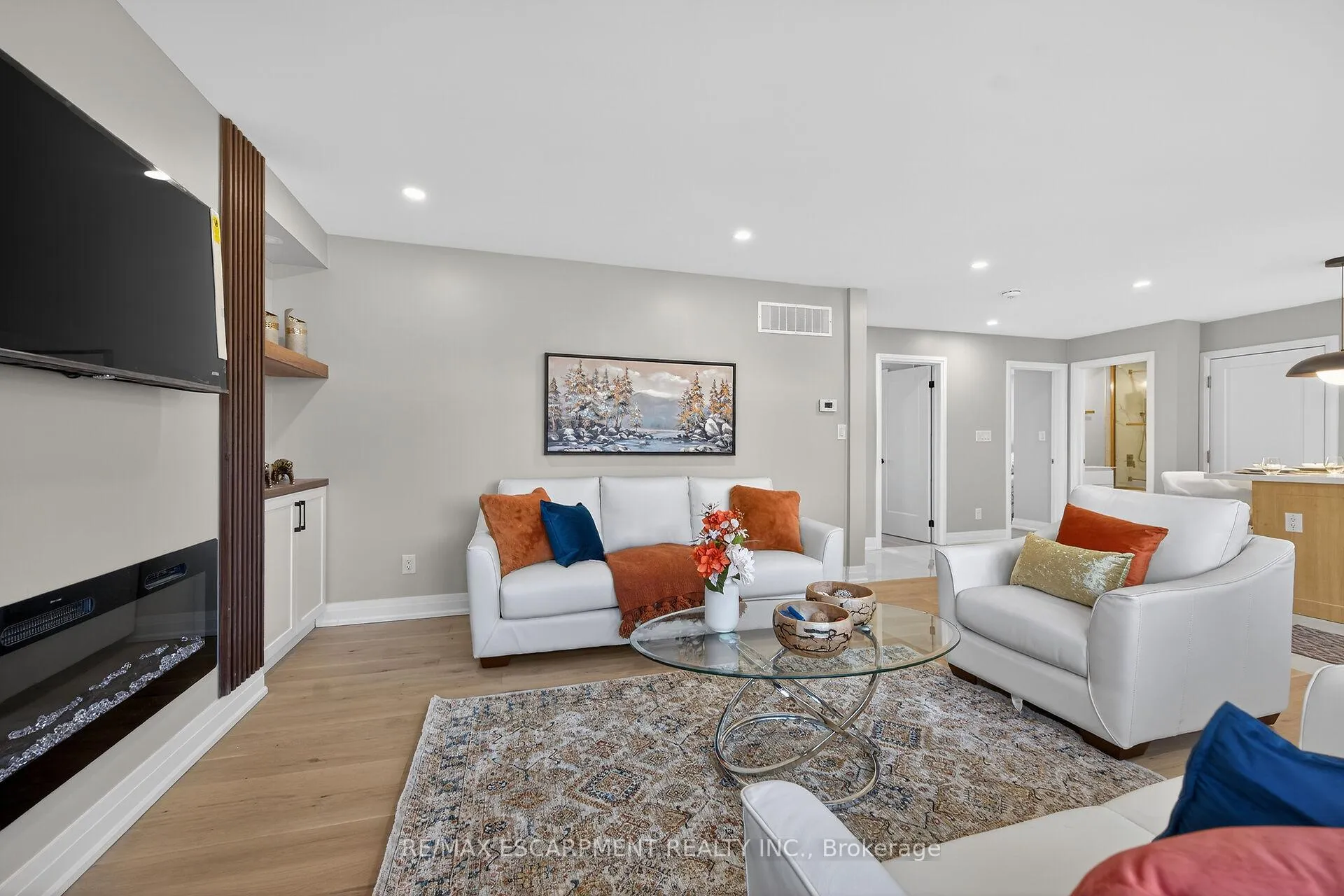 Photo 21 of 84 Blanmora Drive, Hamilton, Stoney Creek — HOMEH