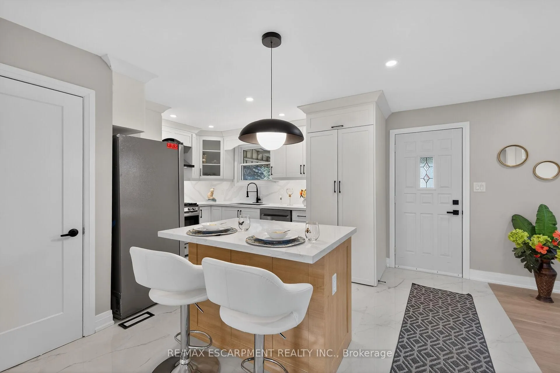 Photo 25 of 84 Blanmora Drive, Hamilton, Stoney Creek — HOMEH