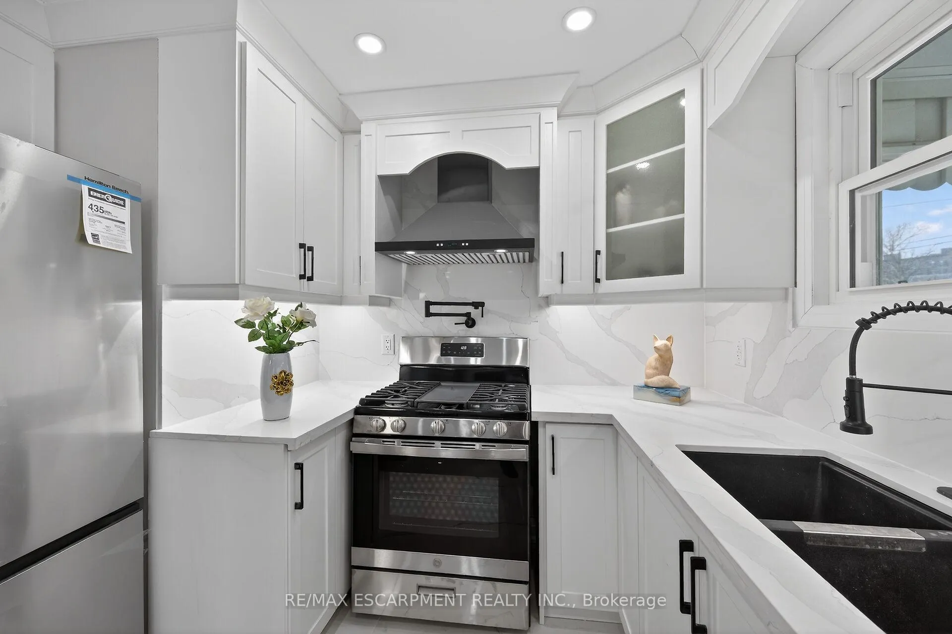 Photo 29 of 84 Blanmora Drive, Hamilton, Stoney Creek — HOMEH