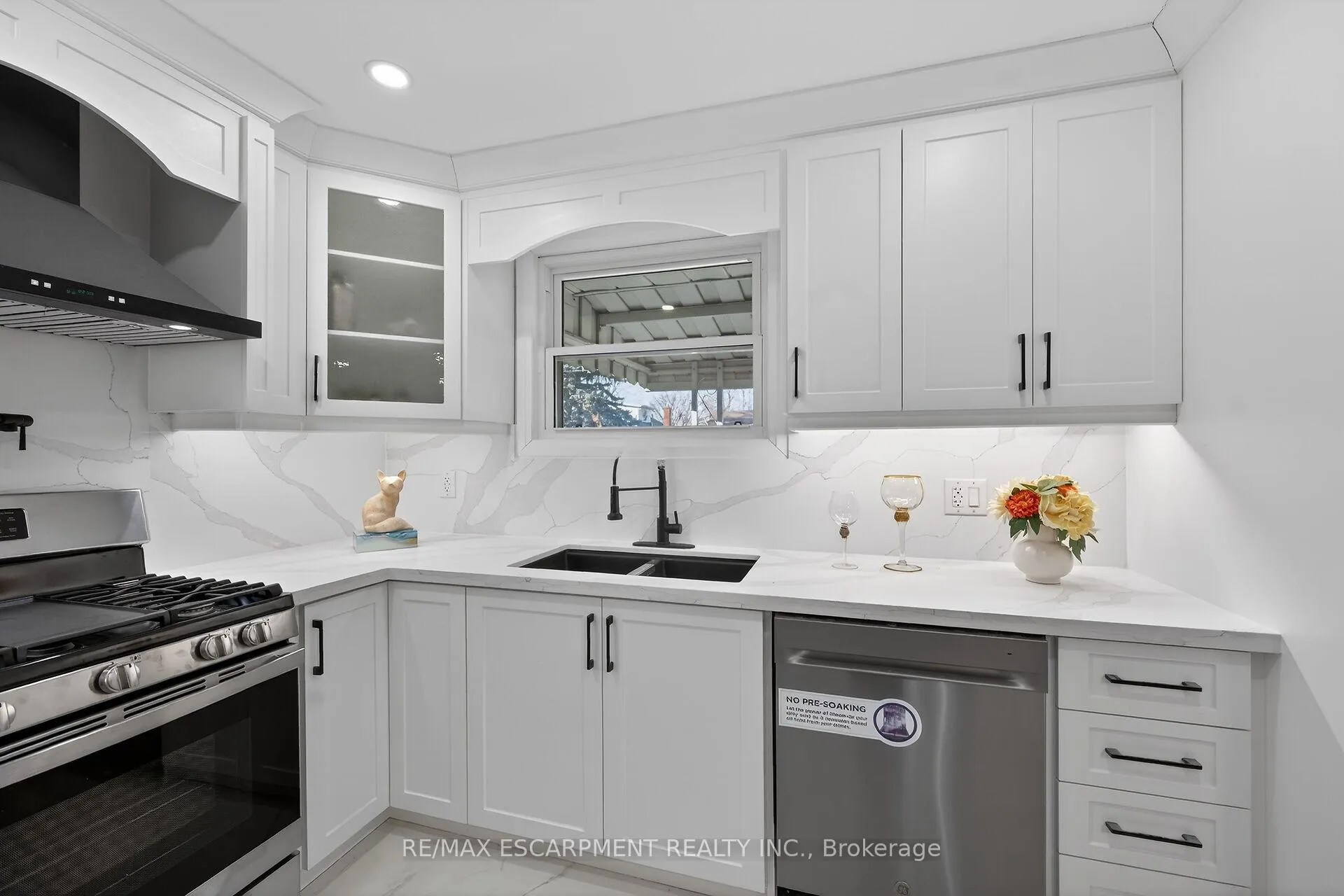 Photo 31 of 84 Blanmora Drive, Hamilton, Stoney Creek — HOMEH