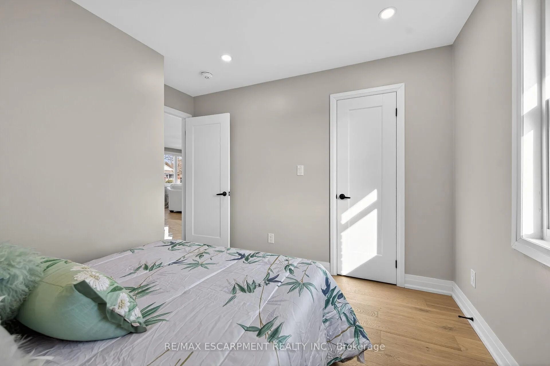 Photo 44 of 84 Blanmora Drive, Hamilton, Stoney Creek — HOMEH
