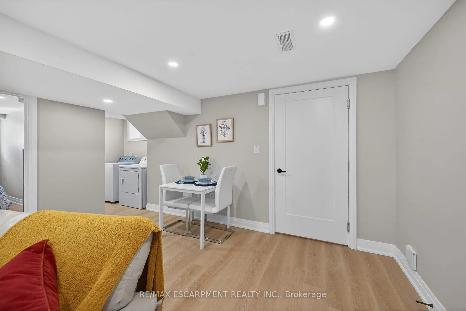 Photo 56 of 84 Blanmora Drive, Hamilton, Stoney Creek — HOMEH