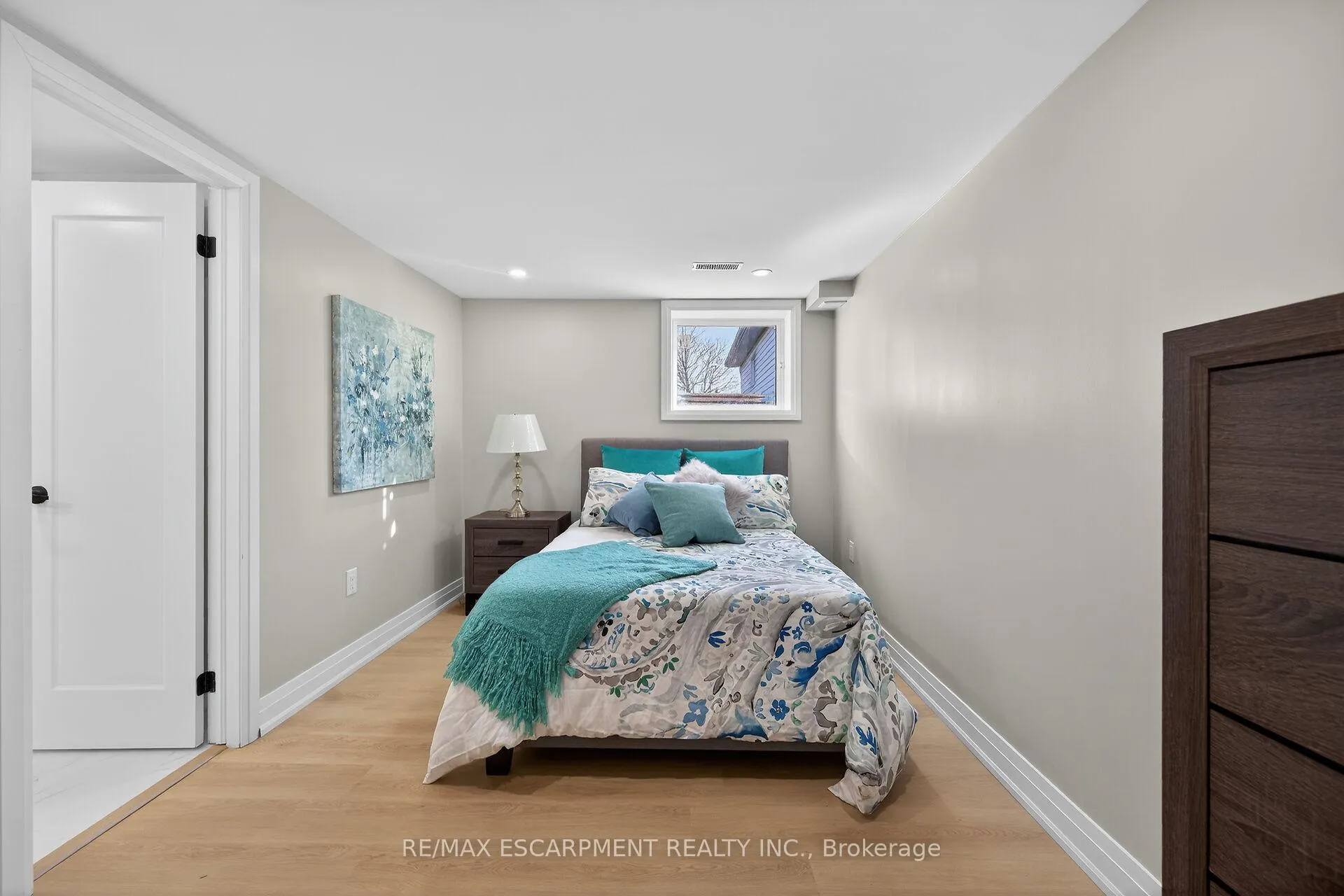 Photo 74 of 84 Blanmora Drive, Hamilton, Stoney Creek — HOMEH