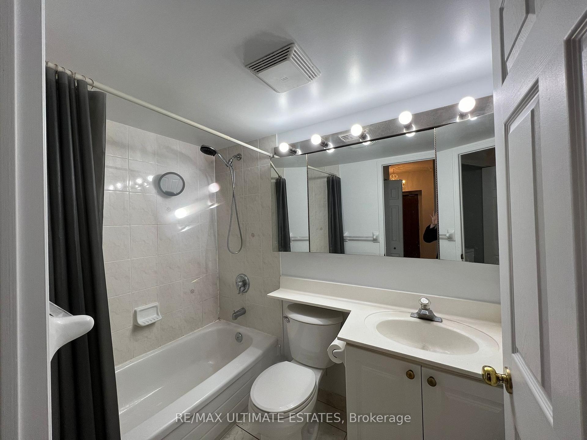 Photo 4 of Unit 101, 1 Pemberton Avenue, North York, Newtonbrook East — HOMEH