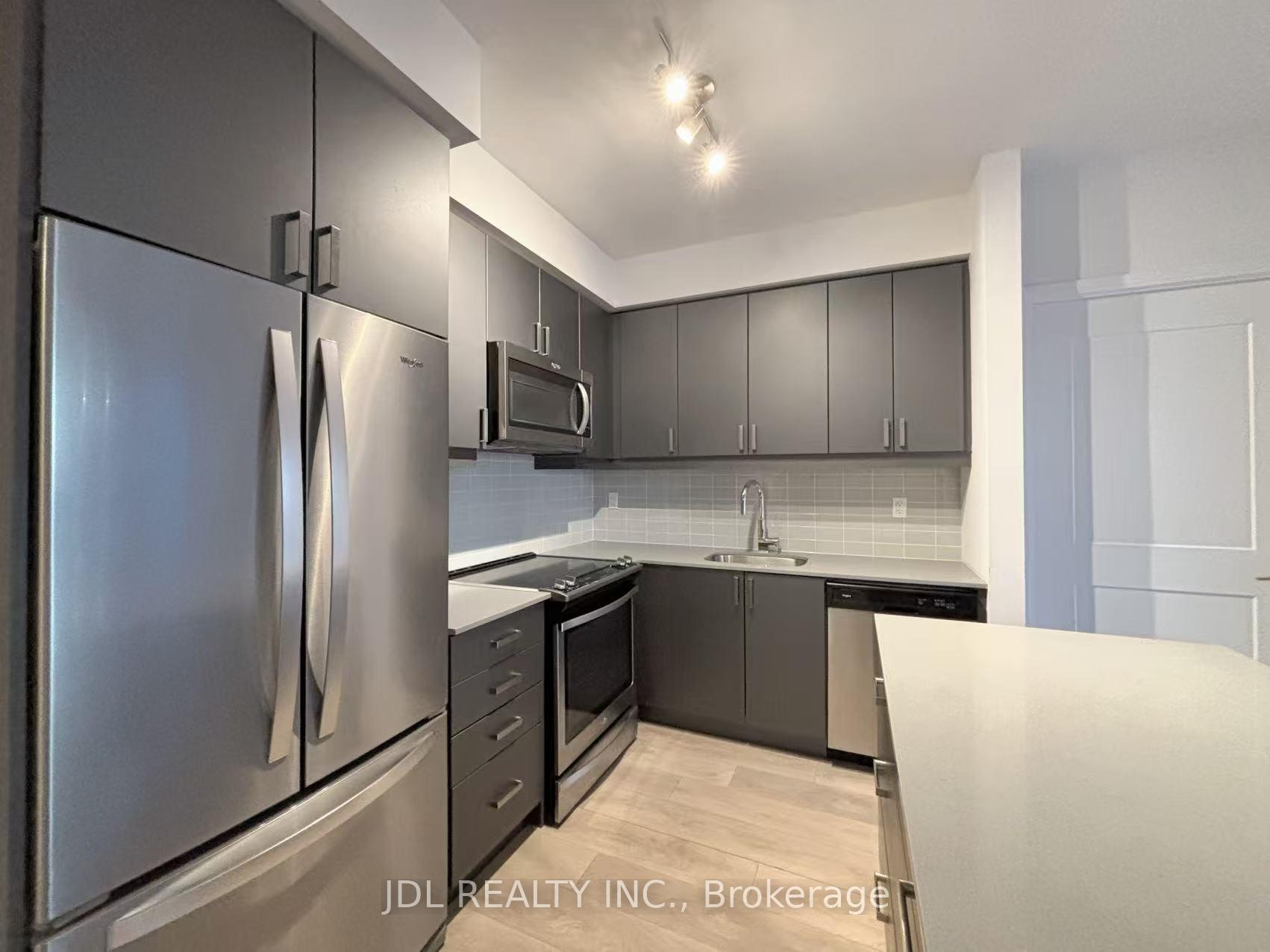 Photo 7 of Unit Ph10, 7895 Jane Street, Vaughan, Concord — HOMEH