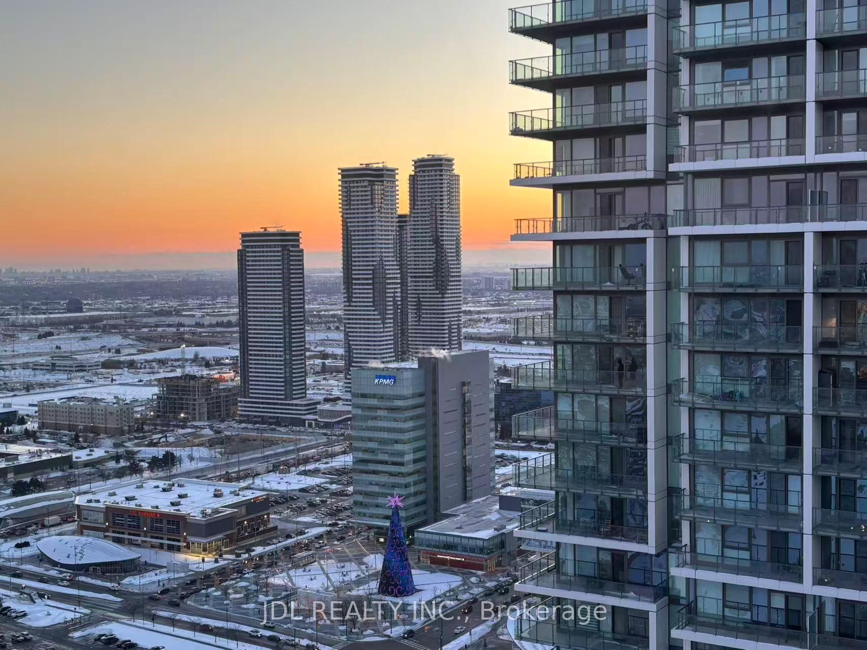 Photo 15 of Unit Ph10, 7895 Jane Street, Vaughan, Concord — HOMEH