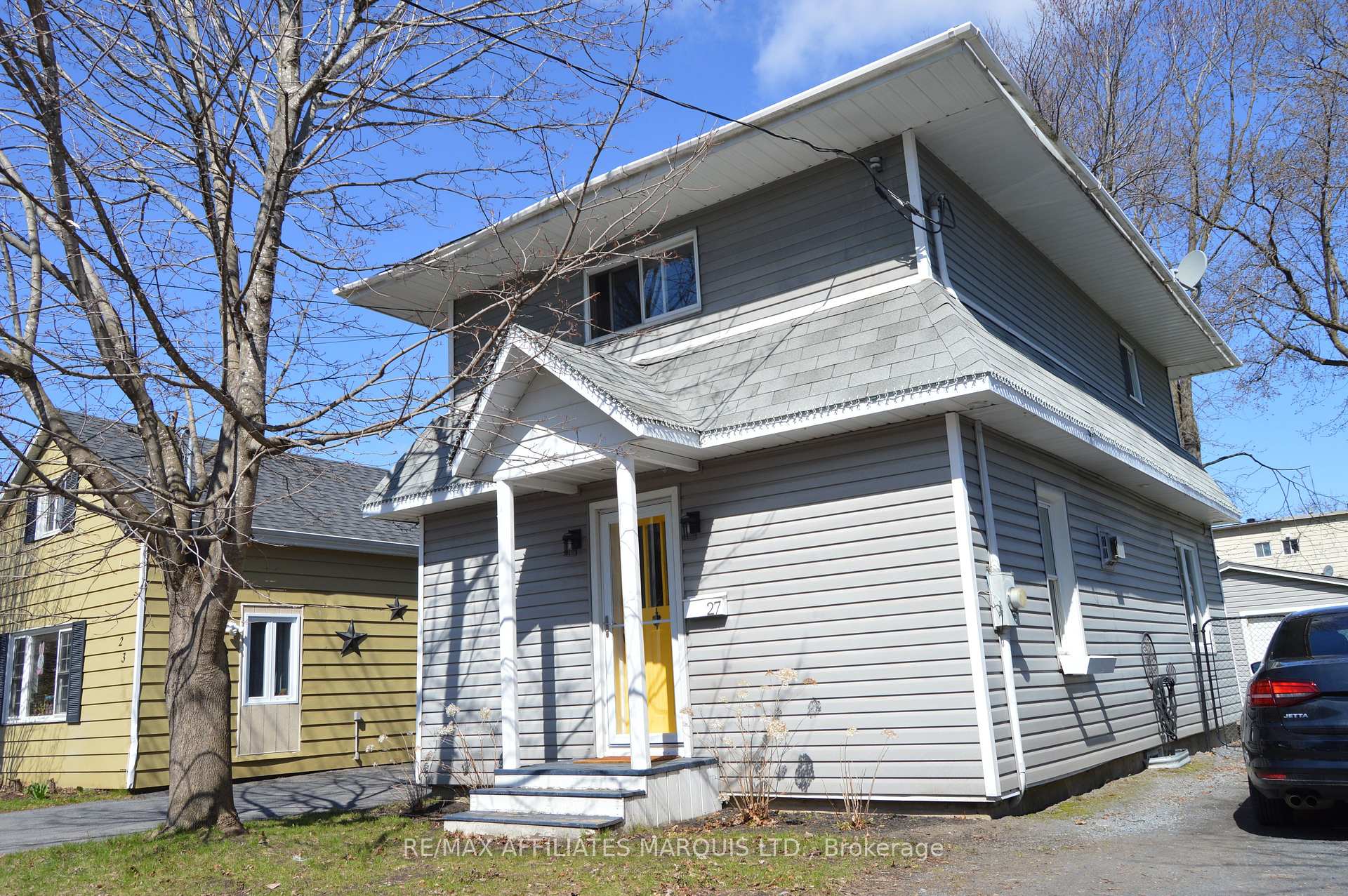 Photo 2 of 27 Monroe Avenue, Cornwall — HOMEH