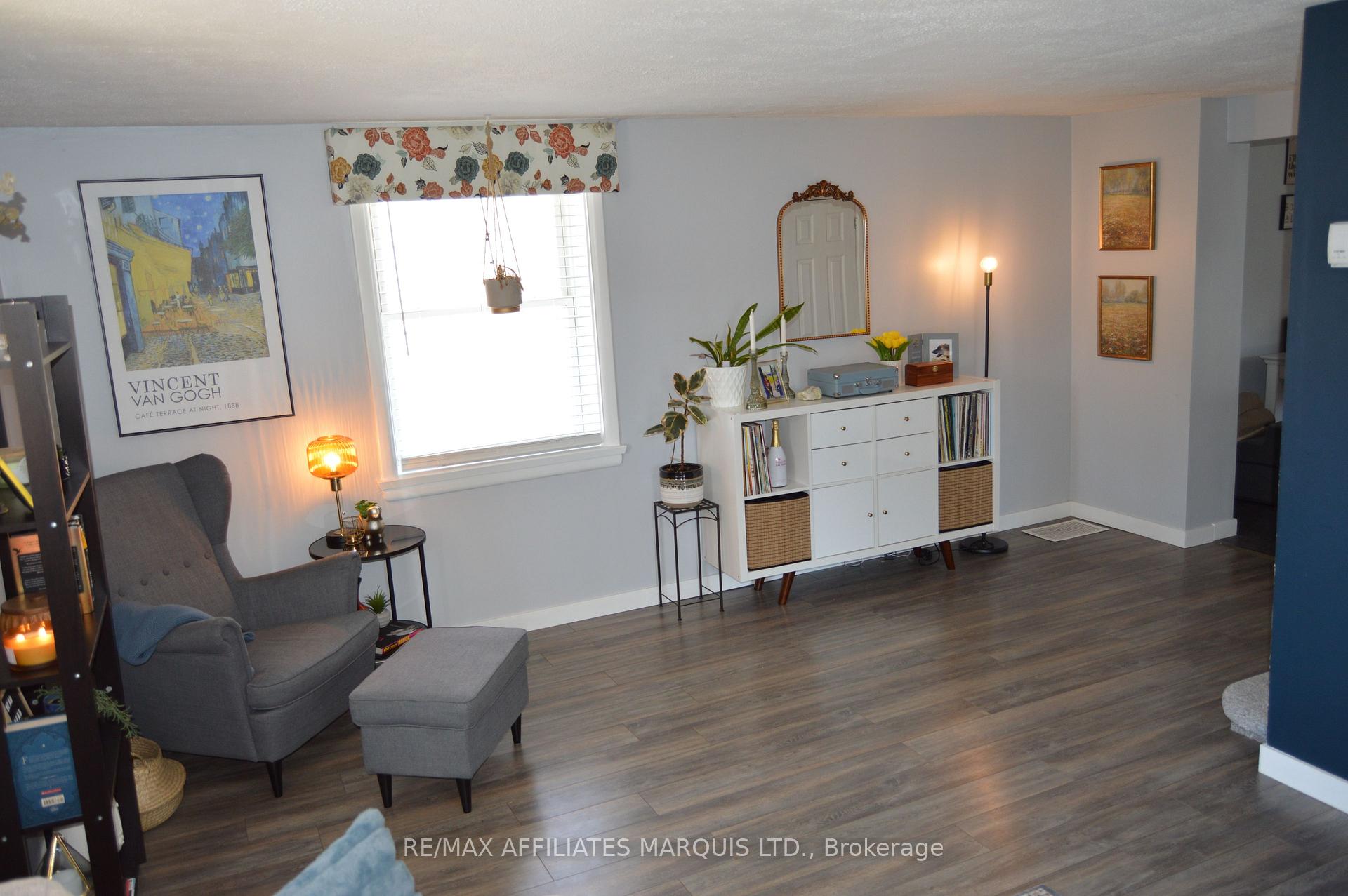 Photo 9 of 27 Monroe Avenue, Cornwall — HOMEH