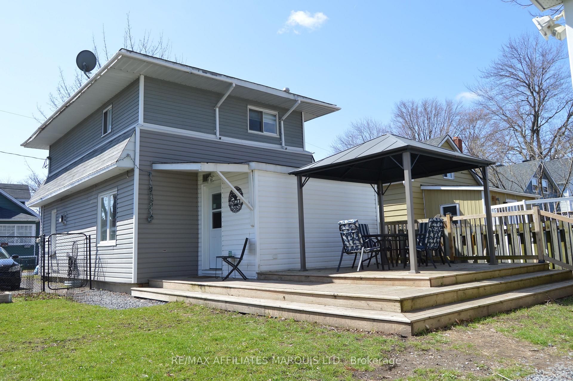 Photo 17 of 27 Monroe Avenue, Cornwall — HOMEH