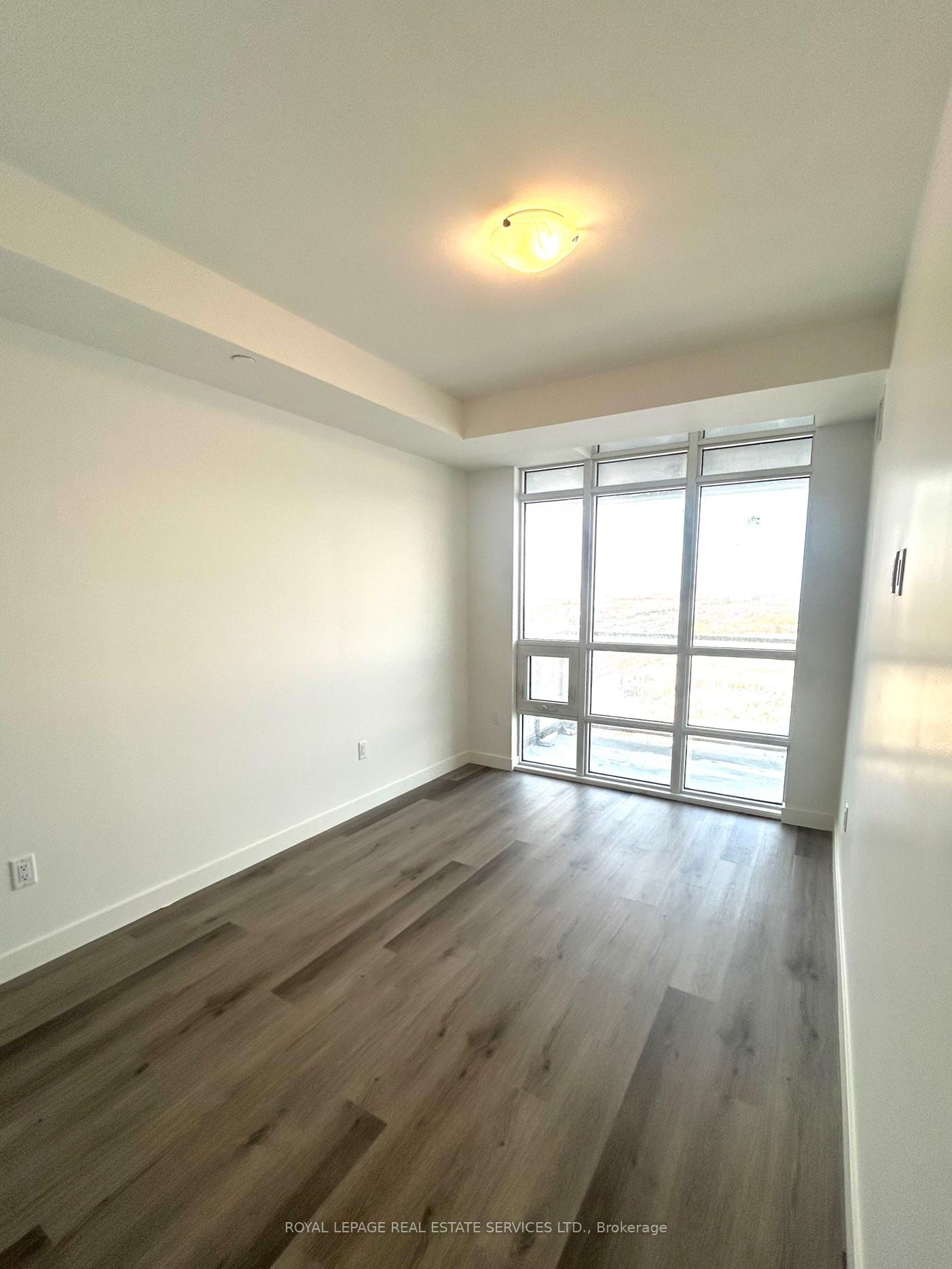 Photo 16 of Unit 903, 461 Green Road, Hamilton, Lakeshore — HOMEH