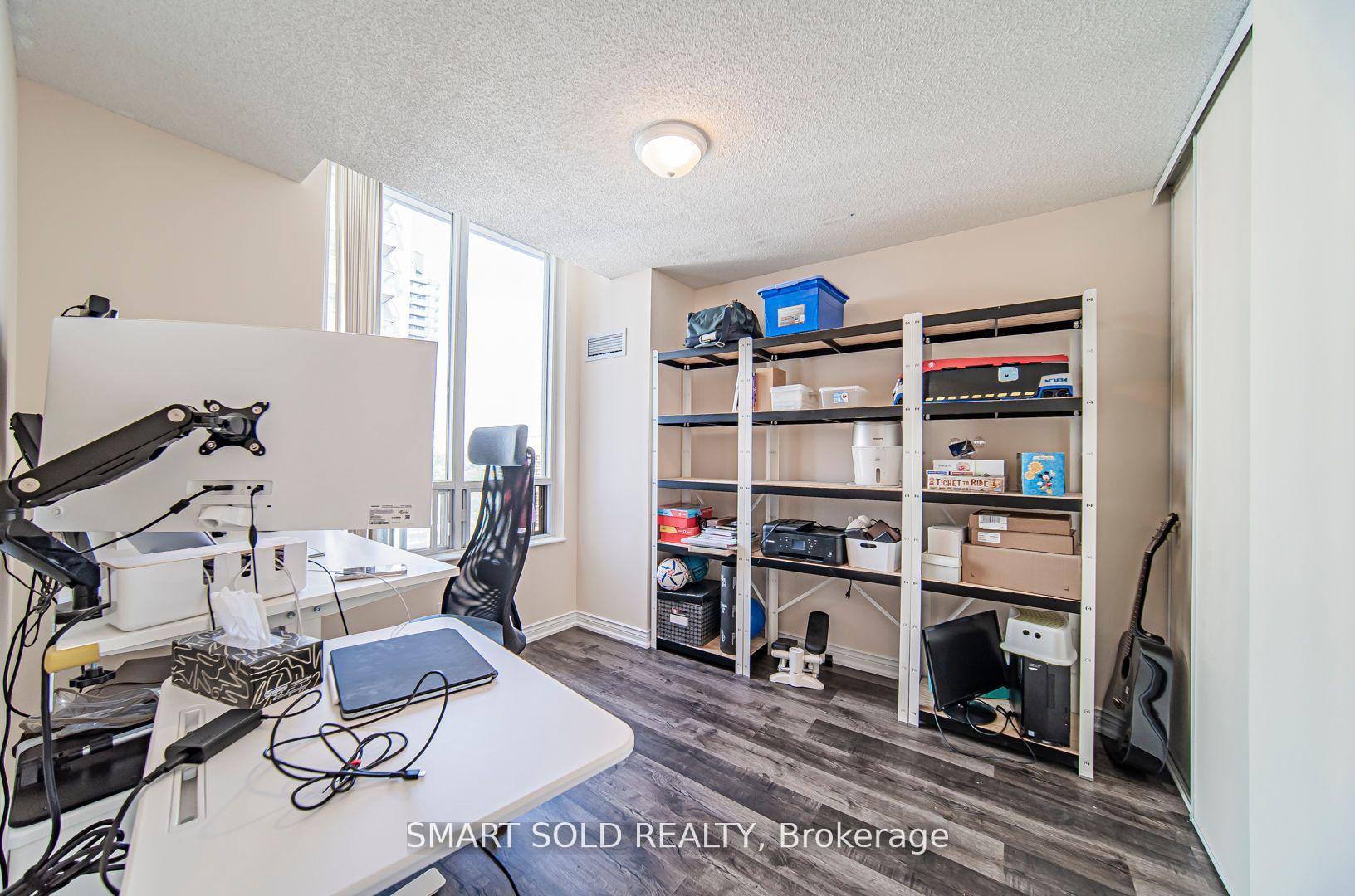 Photo 21 of Unit PH210, 256 Doris Avenue, North York, Willowdale East — HOMEH