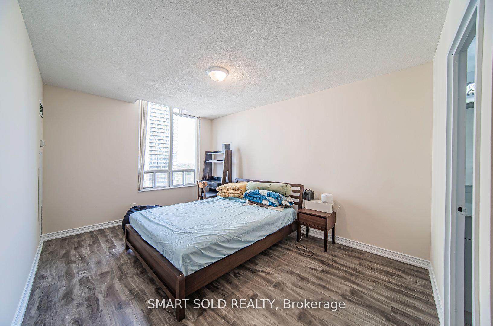 Photo 23 of Unit PH210, 256 Doris Avenue, North York, Willowdale East — HOMEH