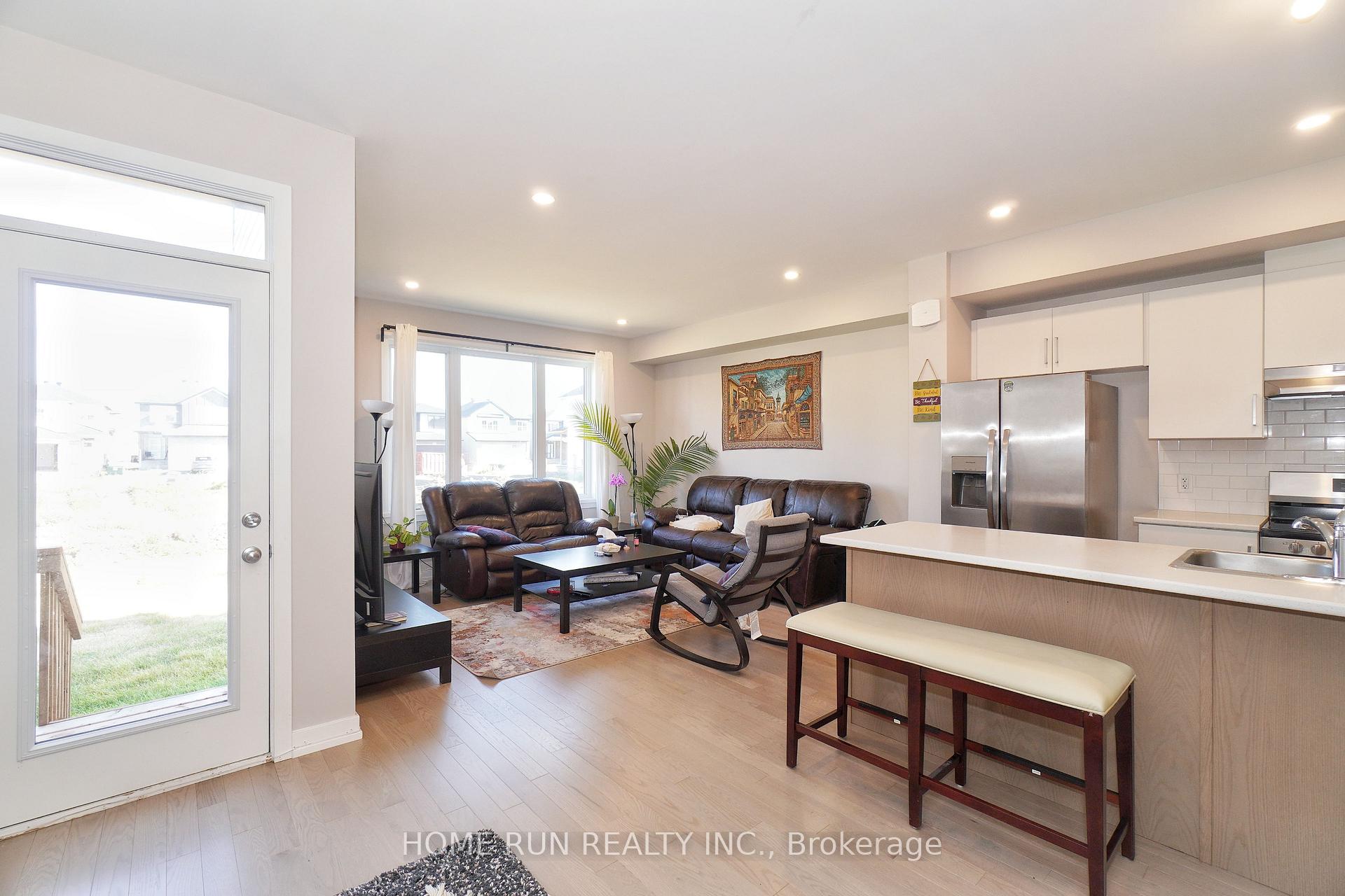 Photo 7 of 1007 Acoustic Way, Ottawa, Riverside South/Gloucester Glen — HOMEH