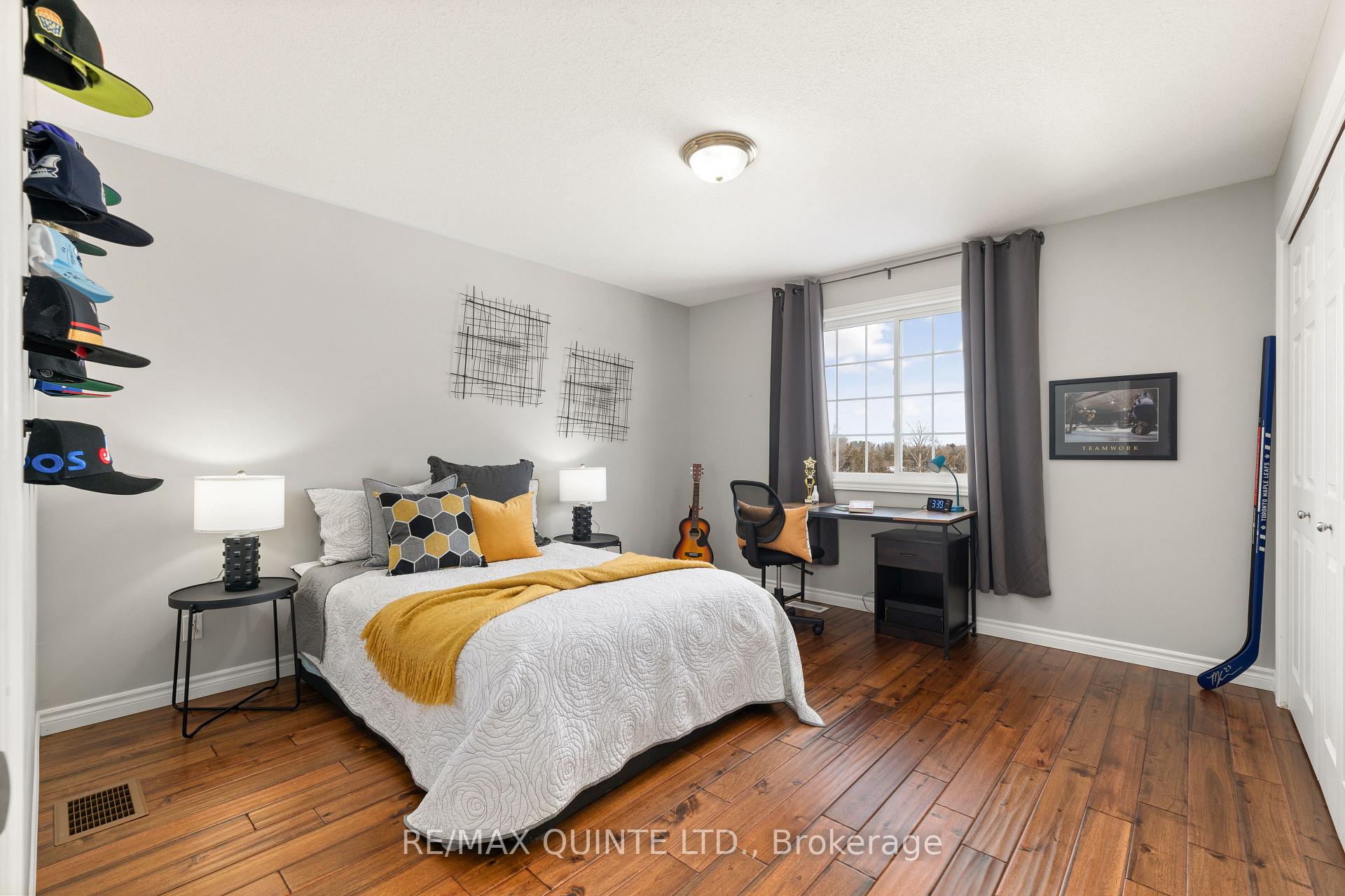 Photo 30 of 41 Wiser Road, Belleville, Thurlow Ward — HOMEH