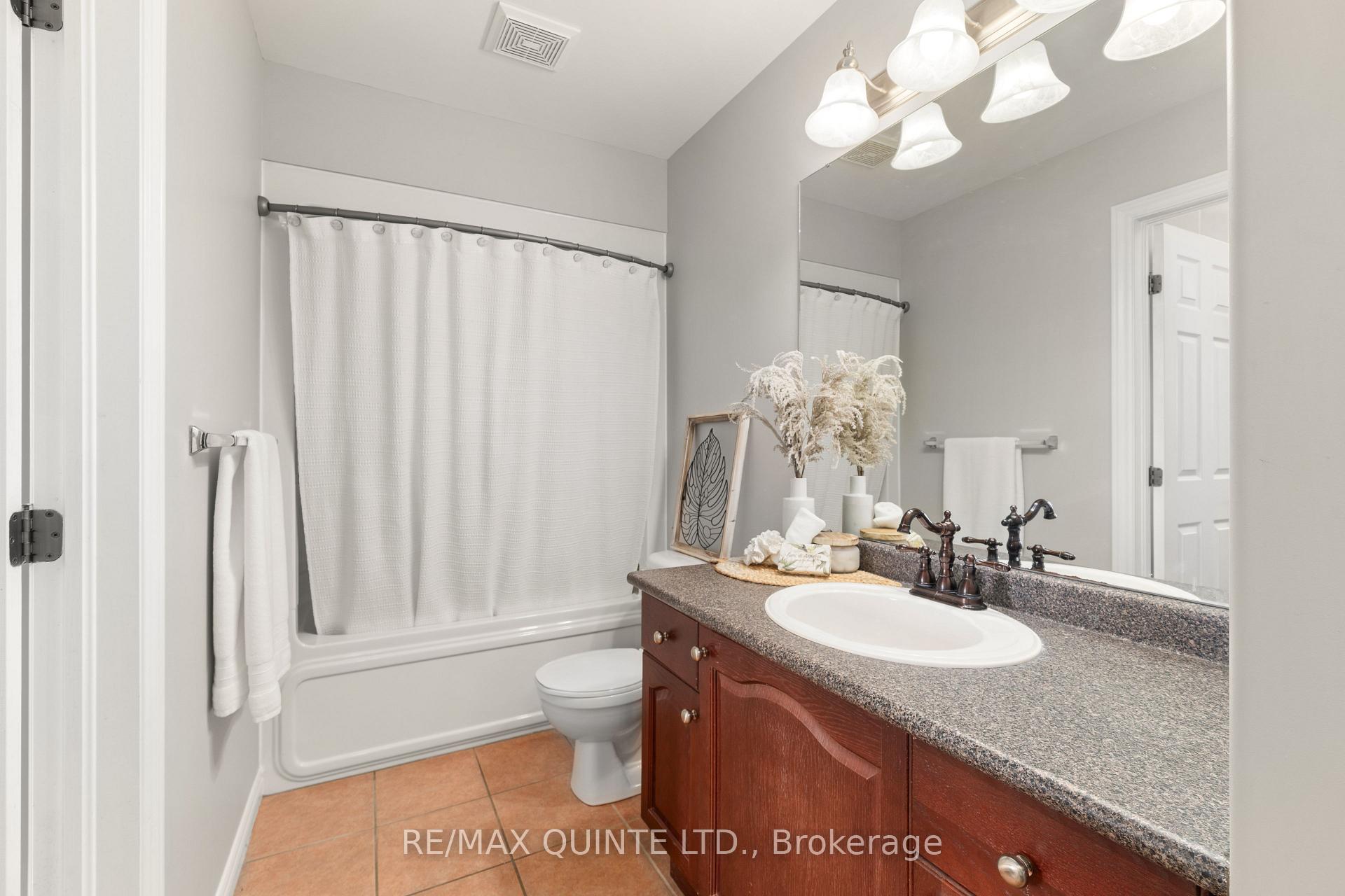 Photo 31 of 41 Wiser Road, Belleville, Thurlow Ward — HOMEH