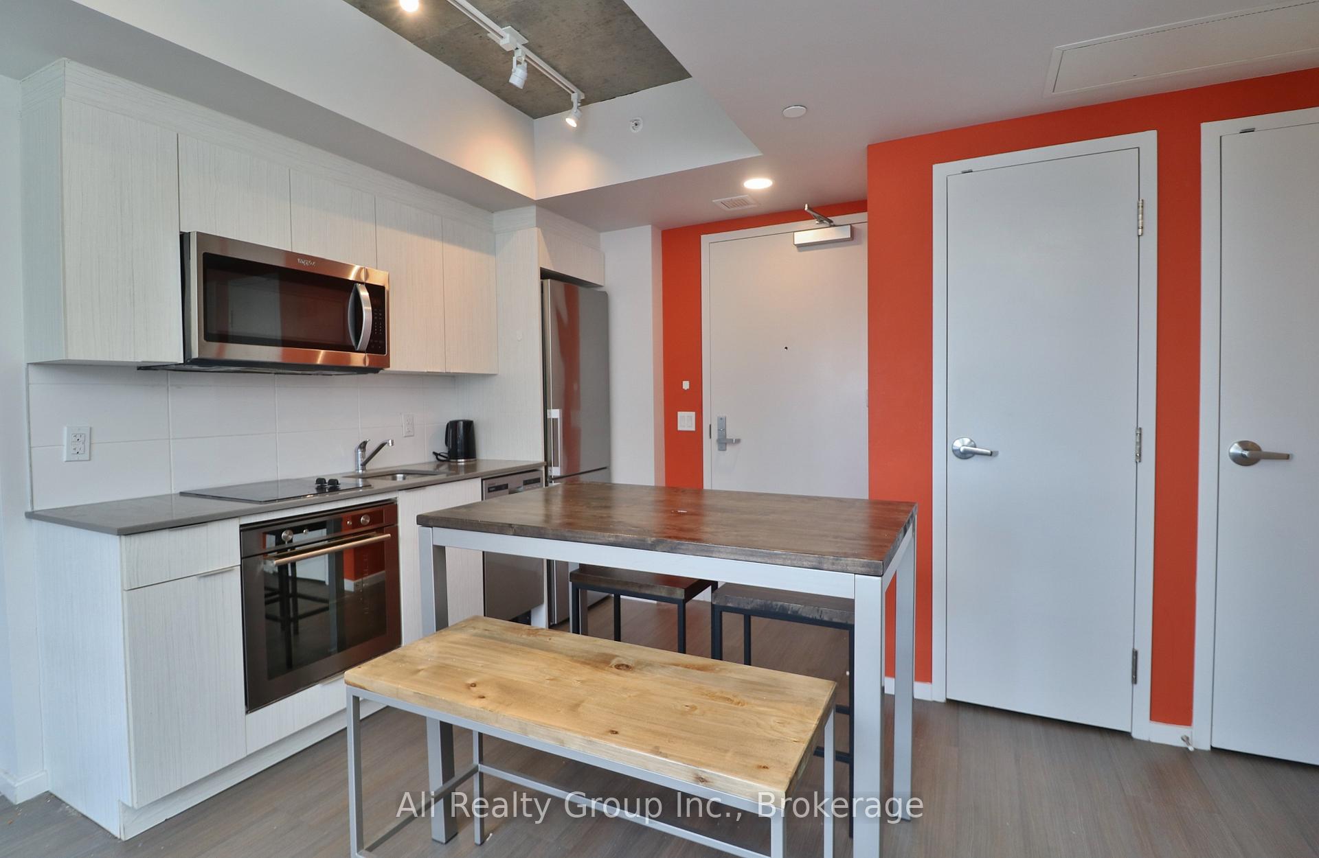 Photo 3 of Unit 816, 105 Champagne Avenue S, Ottawa, West Centre Town — HOMEH