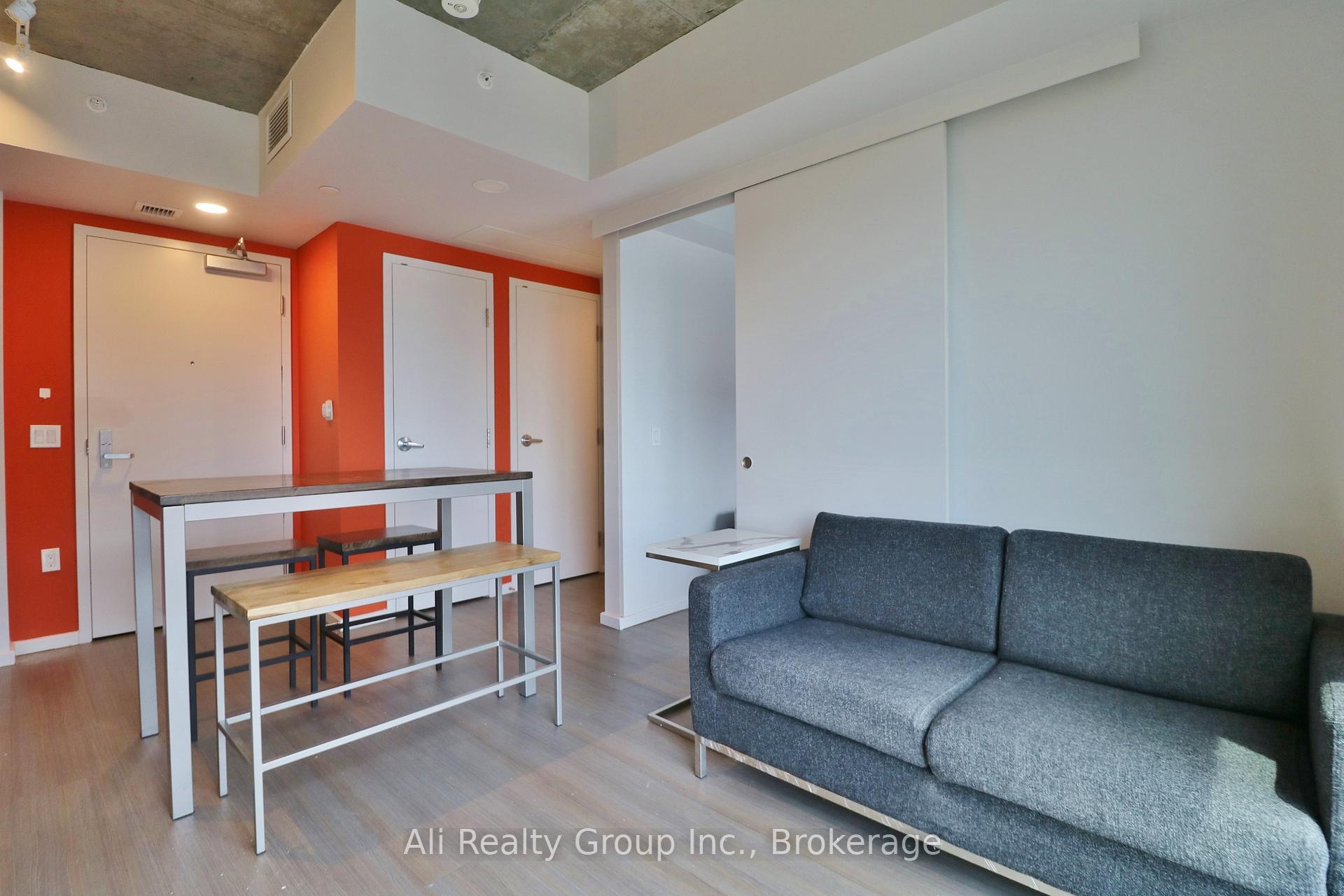 Photo 7 of Unit 816, 105 Champagne Avenue S, Ottawa, West Centre Town — HOMEH