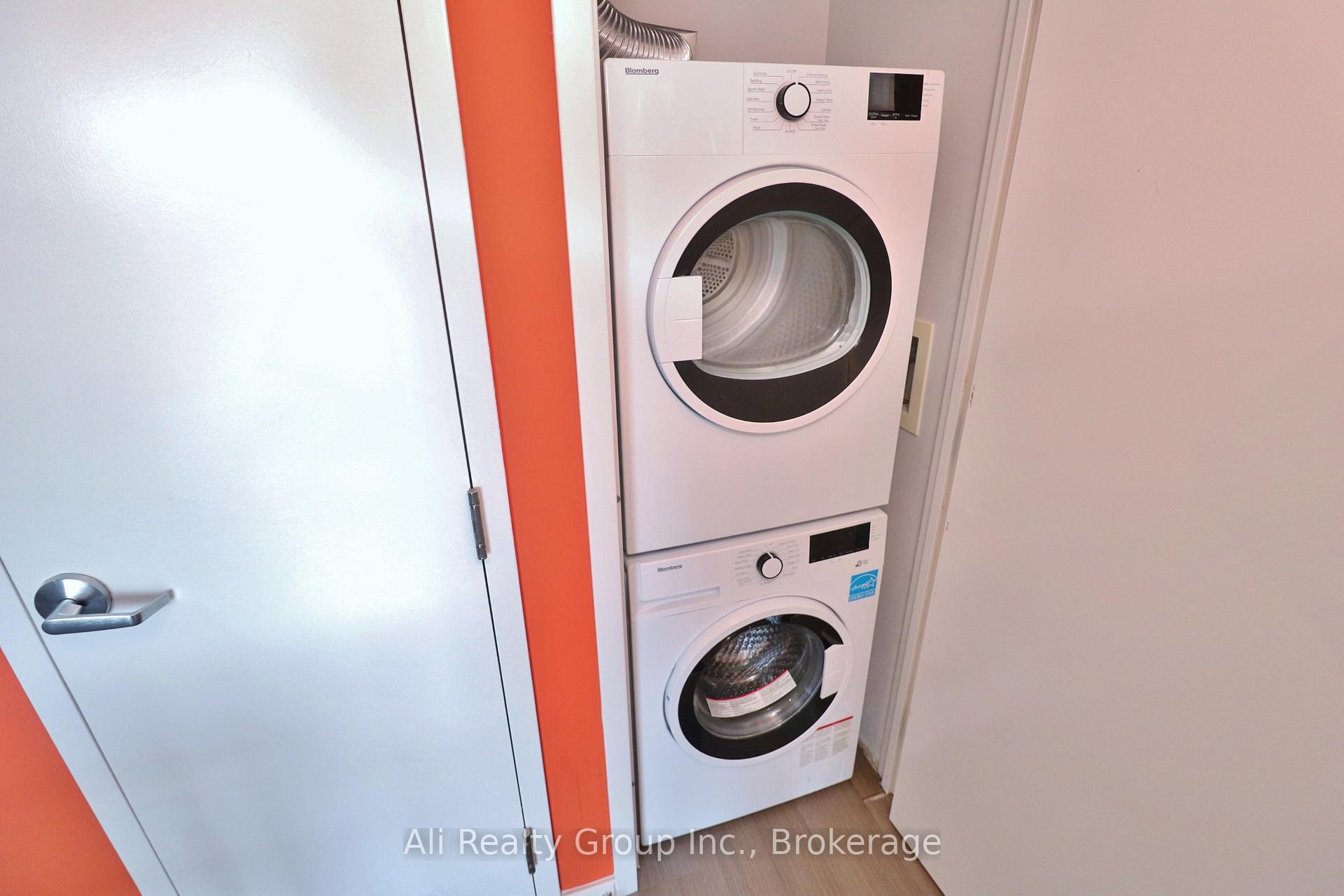 Photo 15 of Unit 816, 105 Champagne Avenue S, Ottawa, West Centre Town — HOMEH
