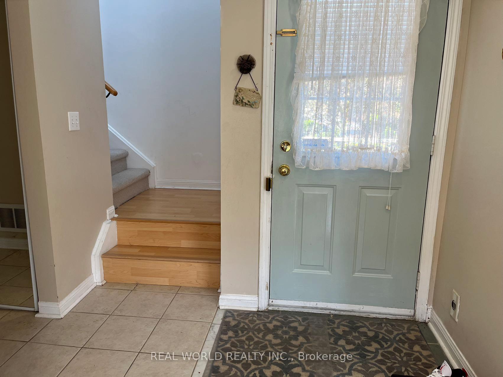 Photo 2 of Unit 13, 8 Cox Boulevard, Markham, Unionville — HOMEH