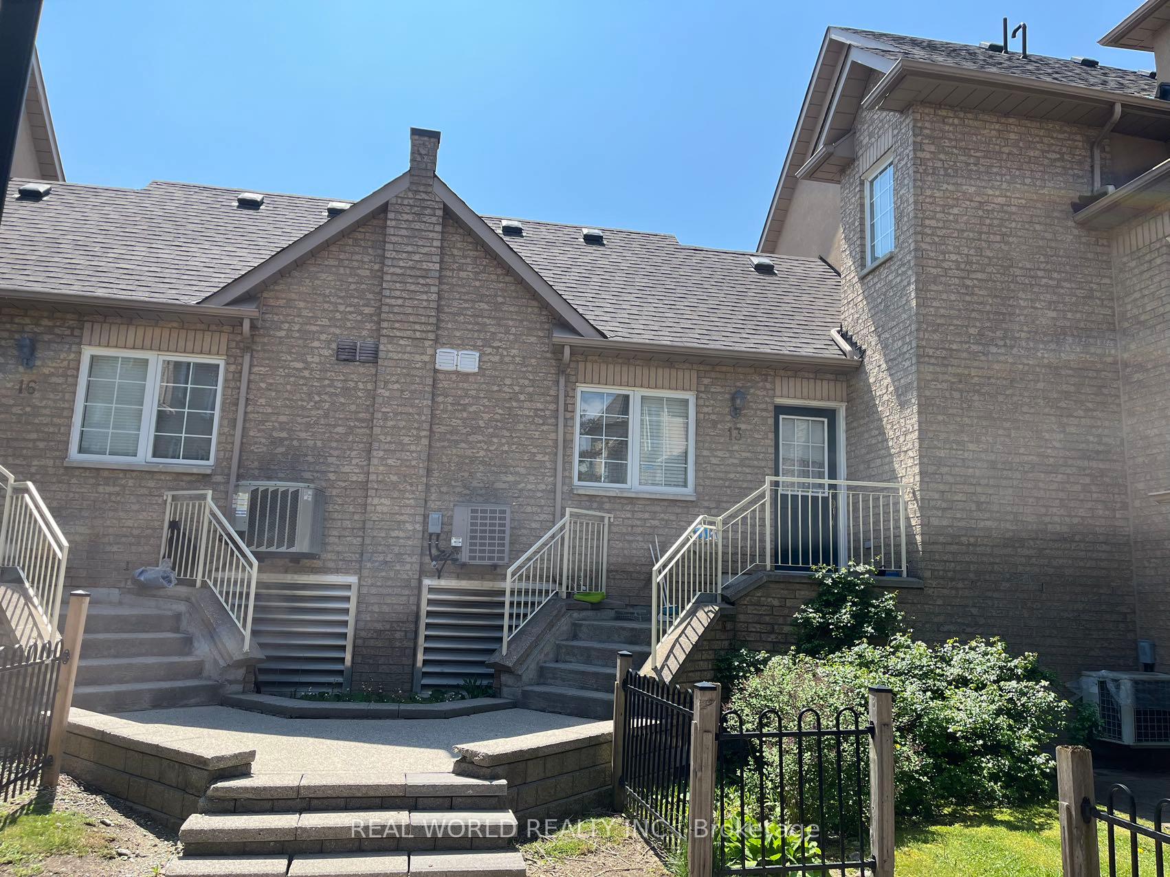 Photo 15 of Unit 13, 8 Cox Boulevard, Markham, Unionville — HOMEH