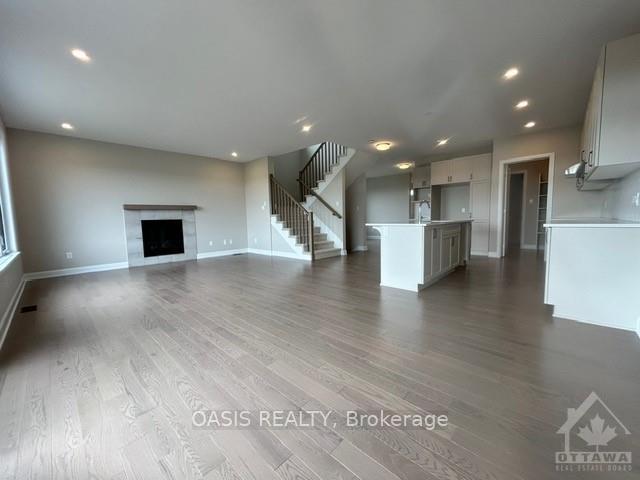 Photo 6 of 828 Snowdrop Crescent, Ottawa, Blossom Park/Kemp Park/Findlay Creek — HOMEH