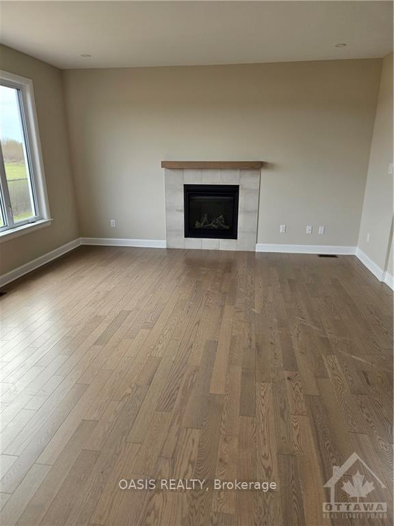 Photo 10 of 828 Snowdrop Crescent, Ottawa, Blossom Park/Kemp Park/Findlay Creek — HOMEH