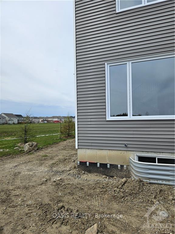 Photo 11 of 828 Snowdrop Crescent, Ottawa, Blossom Park/Kemp Park/Findlay Creek — HOMEH