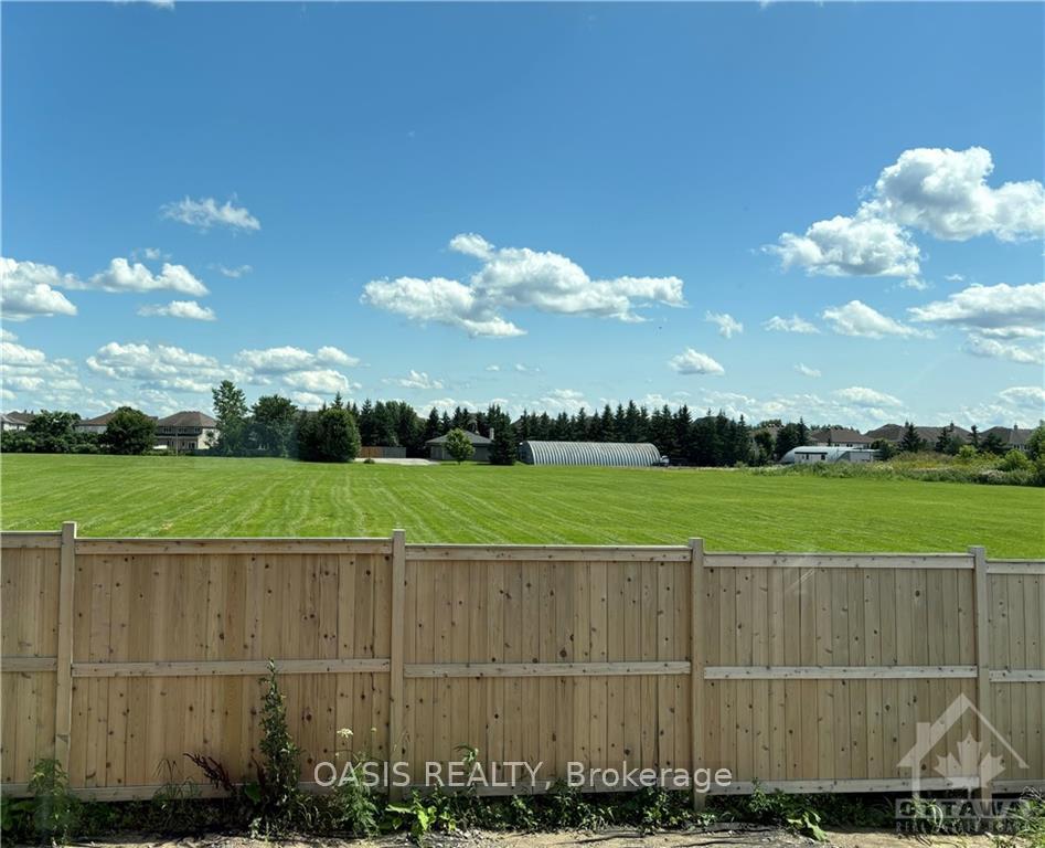 Photo 12 of 828 Snowdrop Crescent, Ottawa, Blossom Park/Kemp Park/Findlay Creek — HOMEH