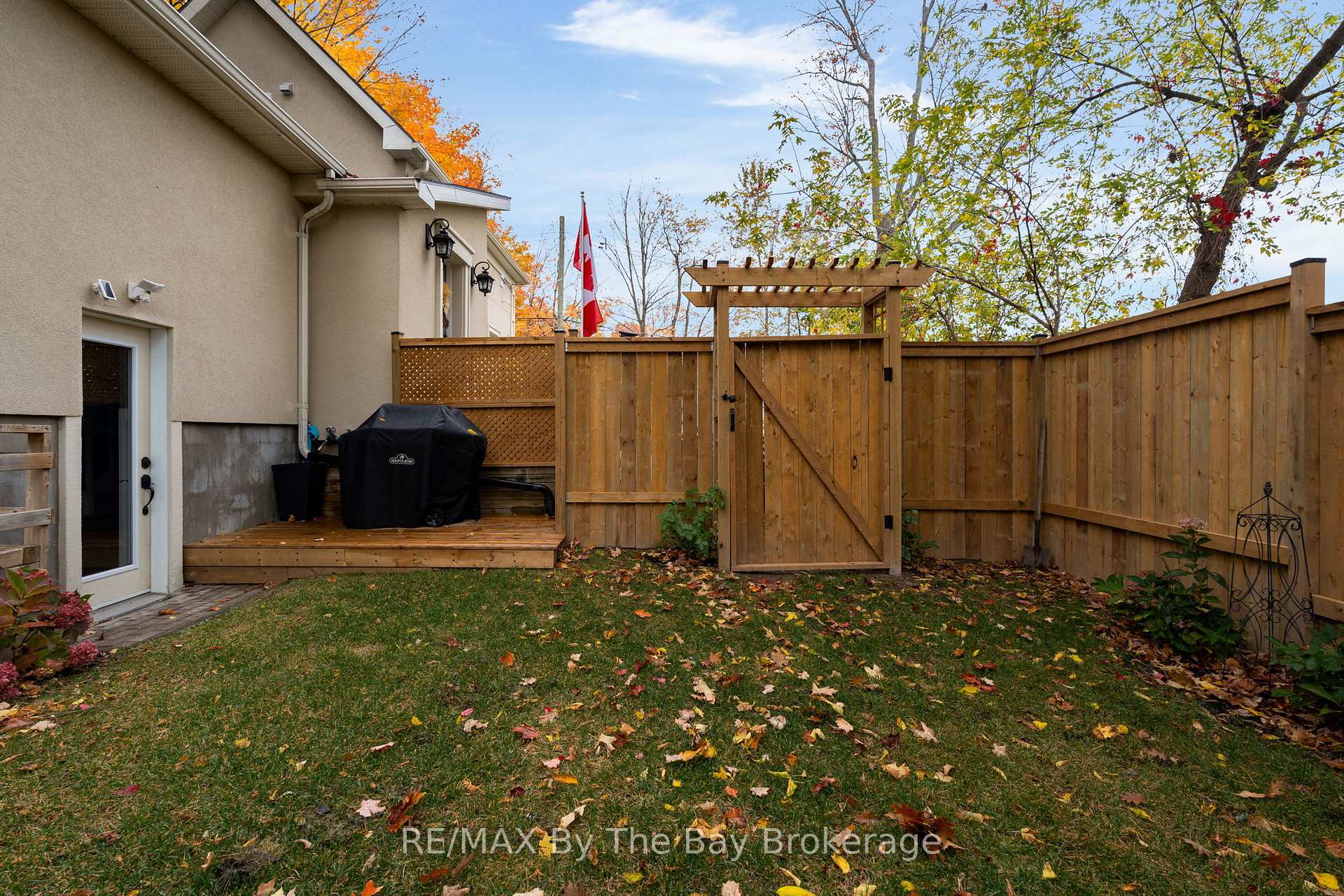 Photo 16 of 206 Centennial Drive, Midland — HOMEH