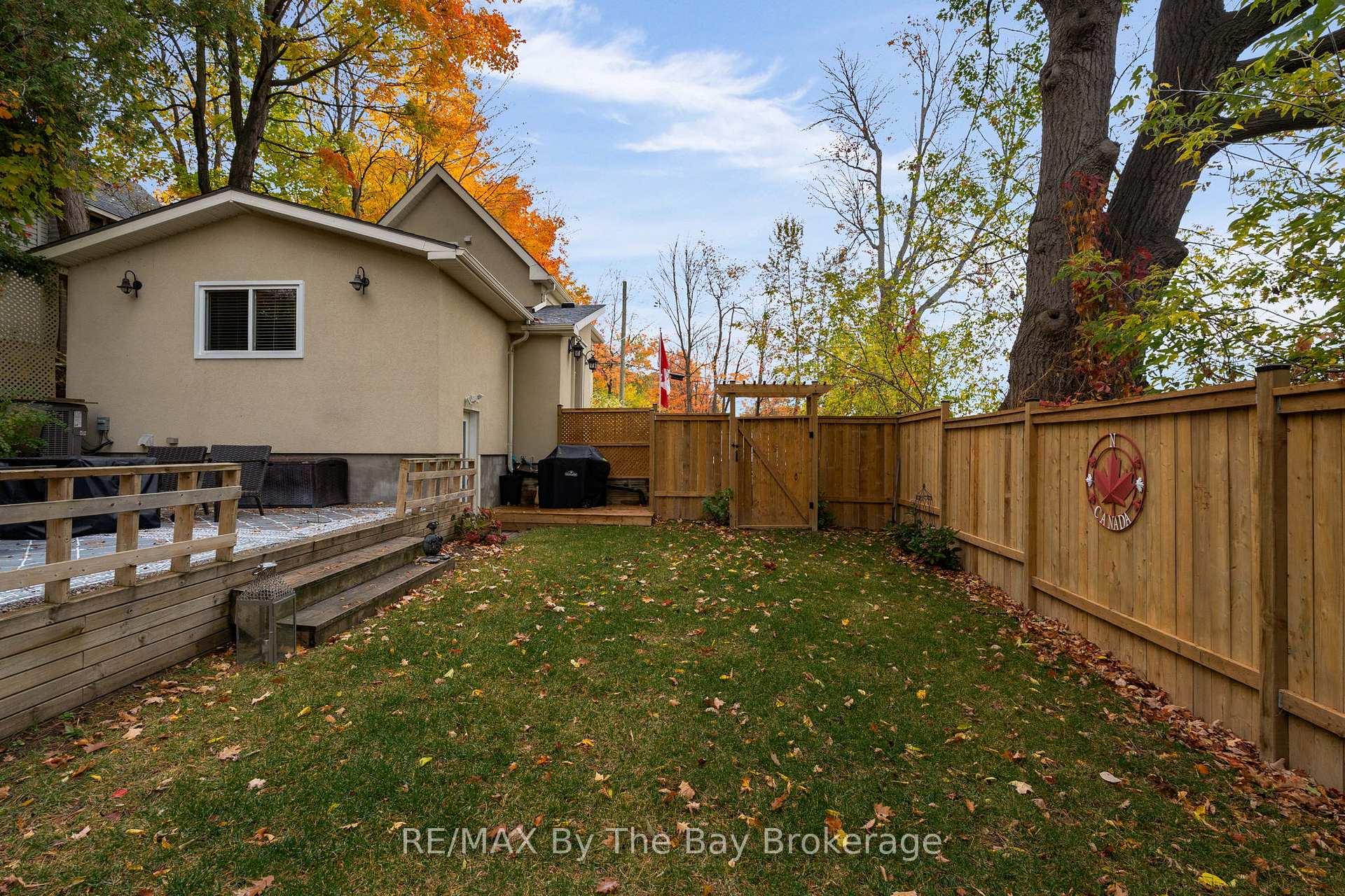 Photo 12 of 206 Centennial Drive, Midland — HOMEH