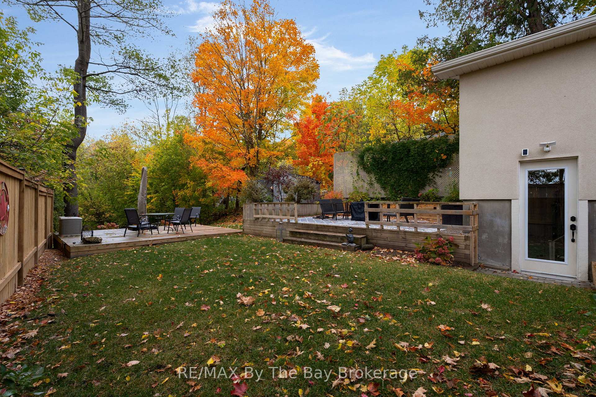 Photo 33 of 206 Centennial Drive, Midland — HOMEH