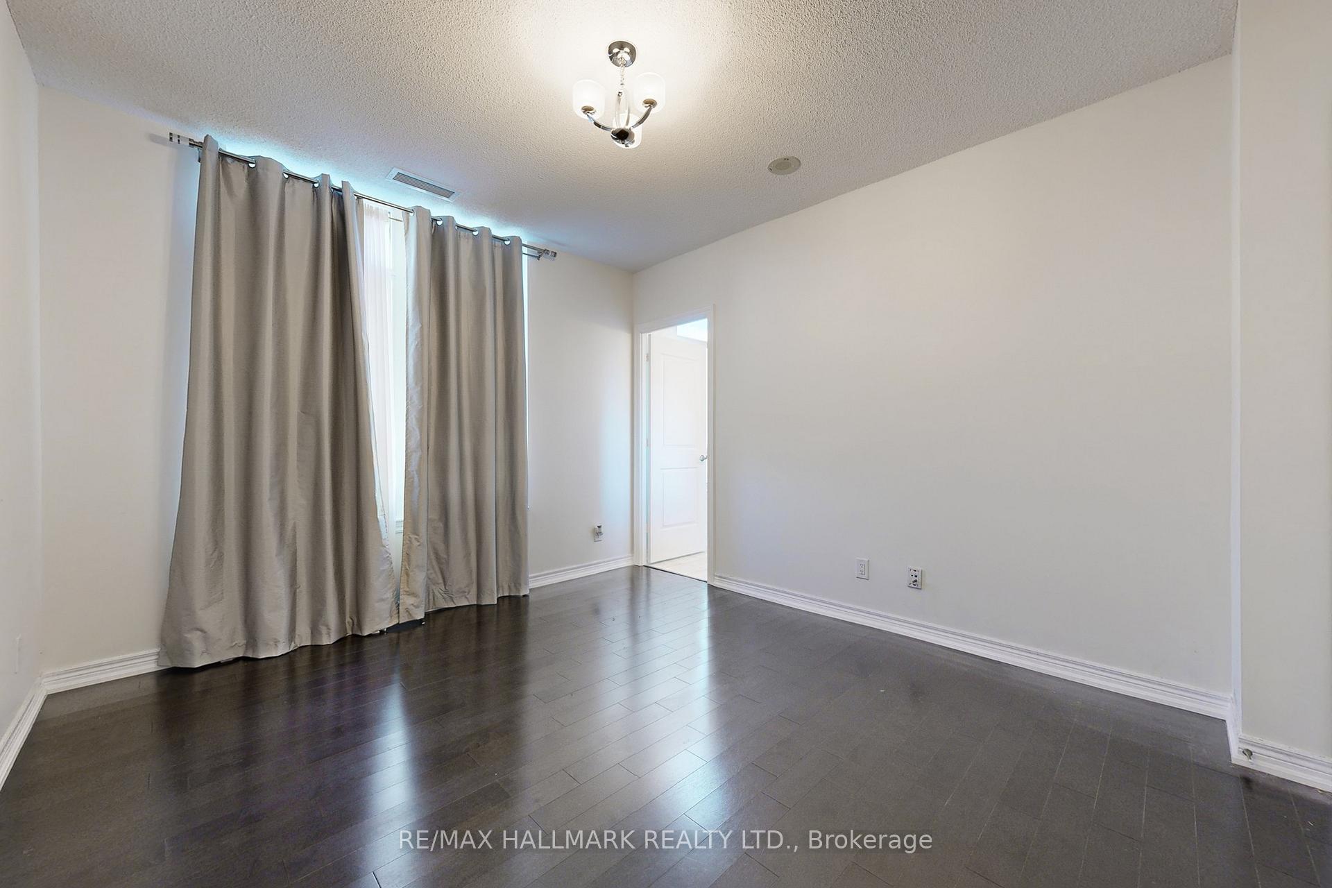 Photo 9 of Unit 1705, 9255 Jane Street, Vaughan, Maple — HOMEH