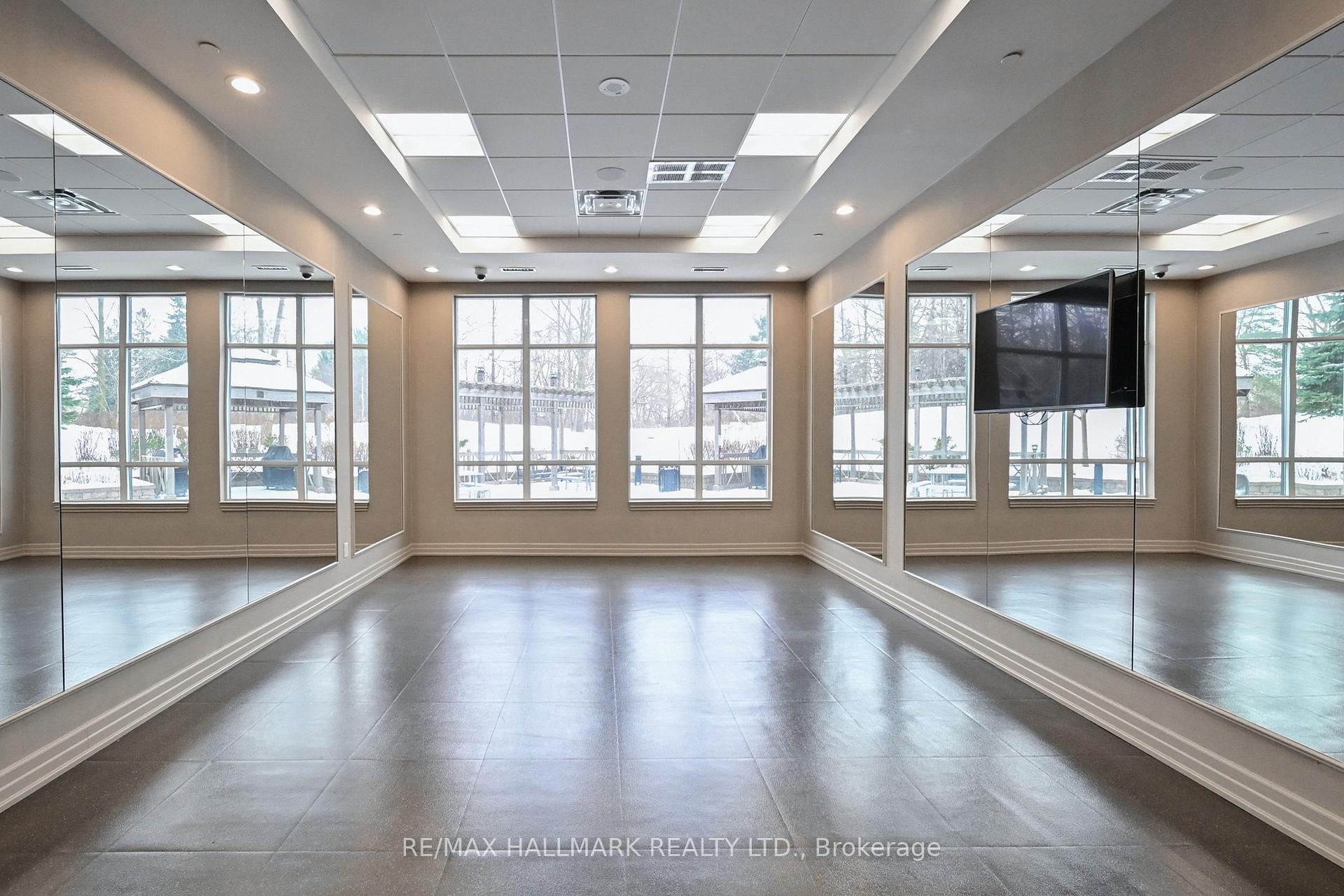 Photo 40 of Unit 1705, 9255 Jane Street, Vaughan, Maple — HOMEH