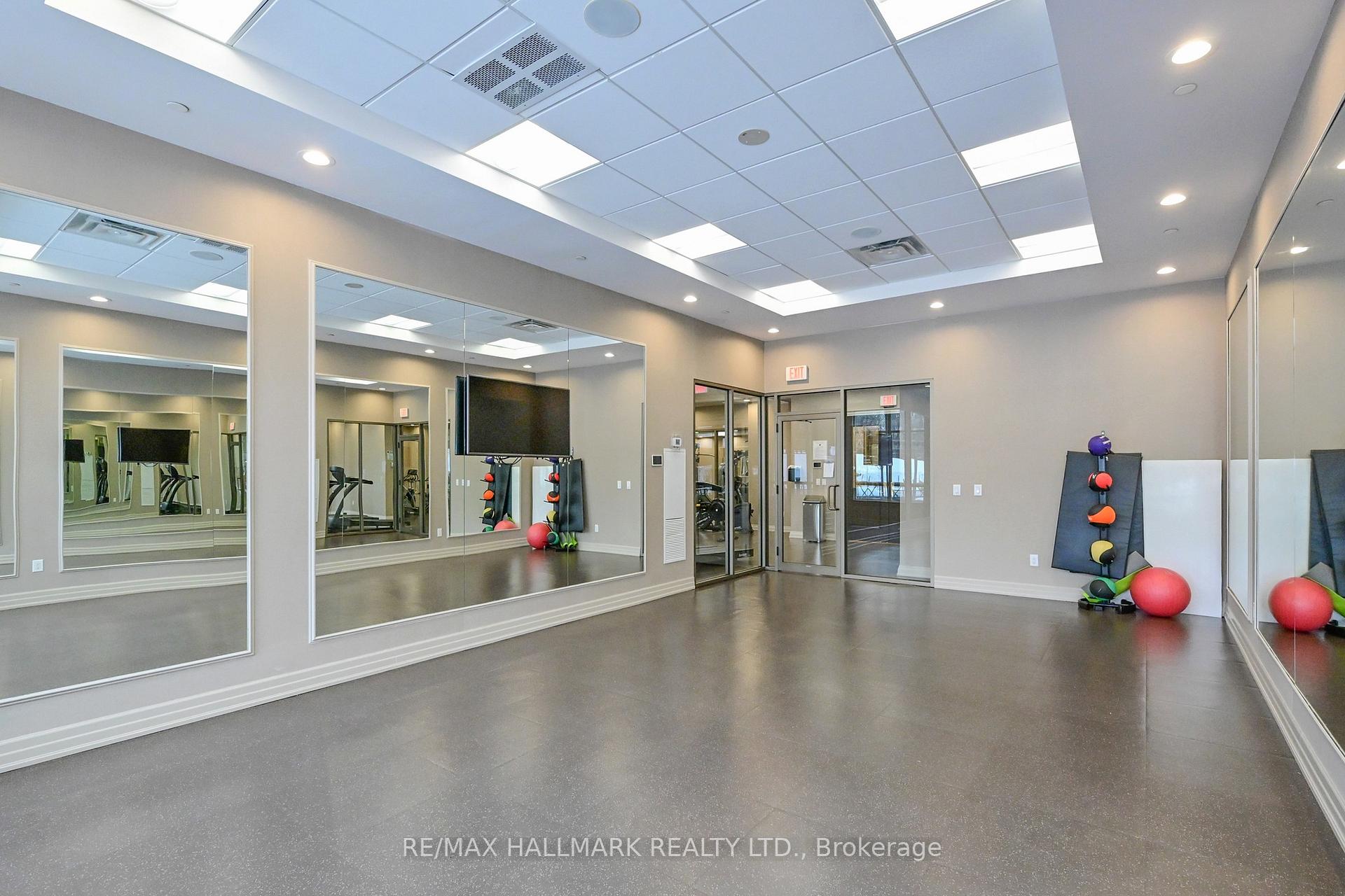 Photo 27 of Unit 1705, 9255 Jane Street, Vaughan, Maple — HOMEH