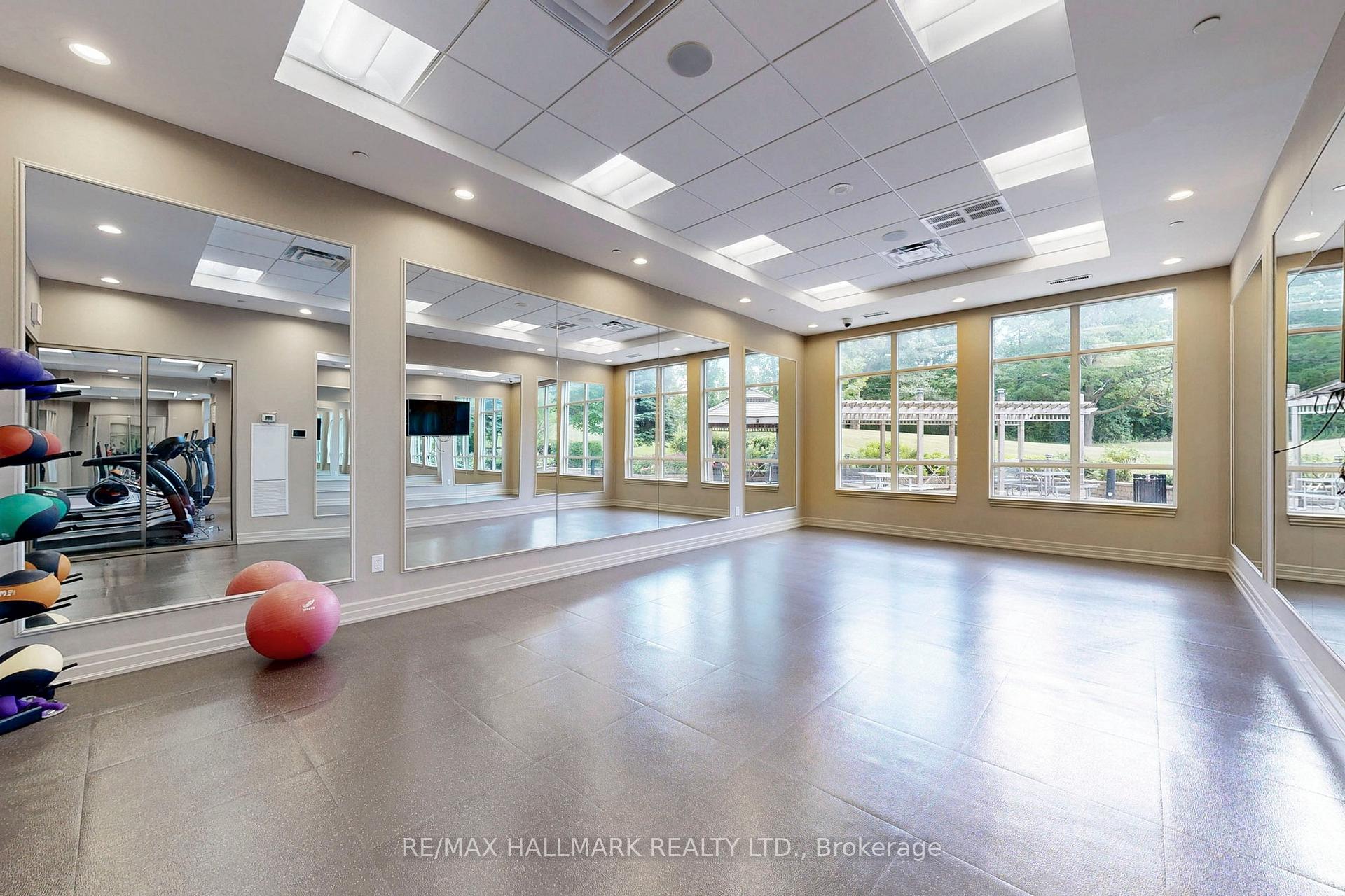 Photo 25 of Unit 1705, 9255 Jane Street, Vaughan, Maple — HOMEH