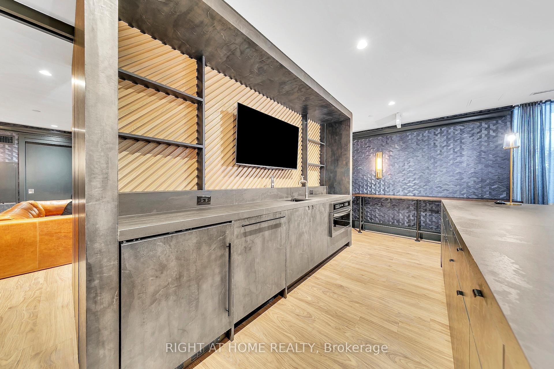 Photo 21 of Unit 403, 1285 Queen Street E, Toronto, Greenwood-Coxwell — HOMEH