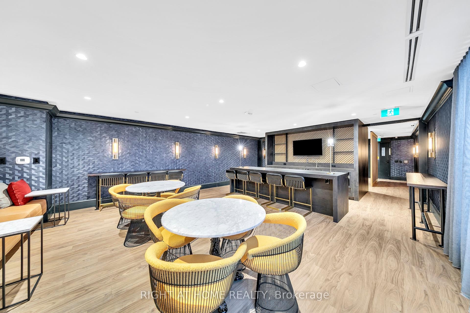 Photo 25 of Unit 403, 1285 Queen Street E, Toronto, Greenwood-Coxwell — HOMEH