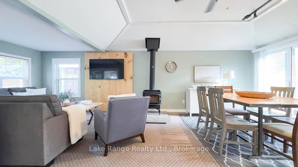 Photo 6 of 900 Victoria Road, Huron-Kinloss — HOMEH