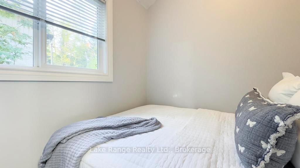 Photo 21 of 900 Victoria Road, Huron-Kinloss — HOMEH