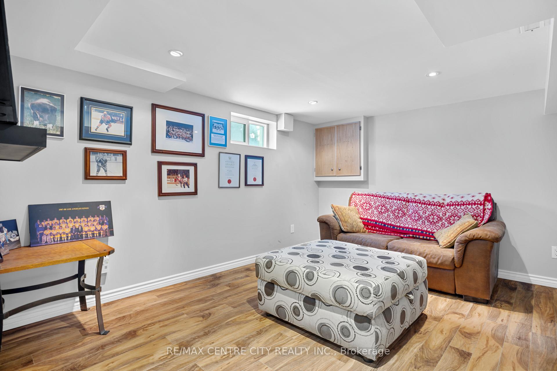 Photo 19 of 32 Third Avenue, St. Thomas — HOMEH