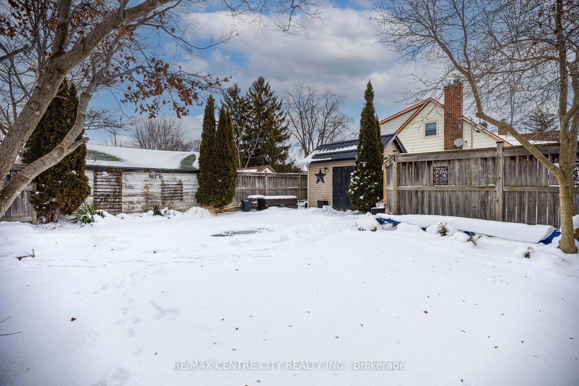 Photo 26 of 32 Third Avenue, St. Thomas — HOMEH