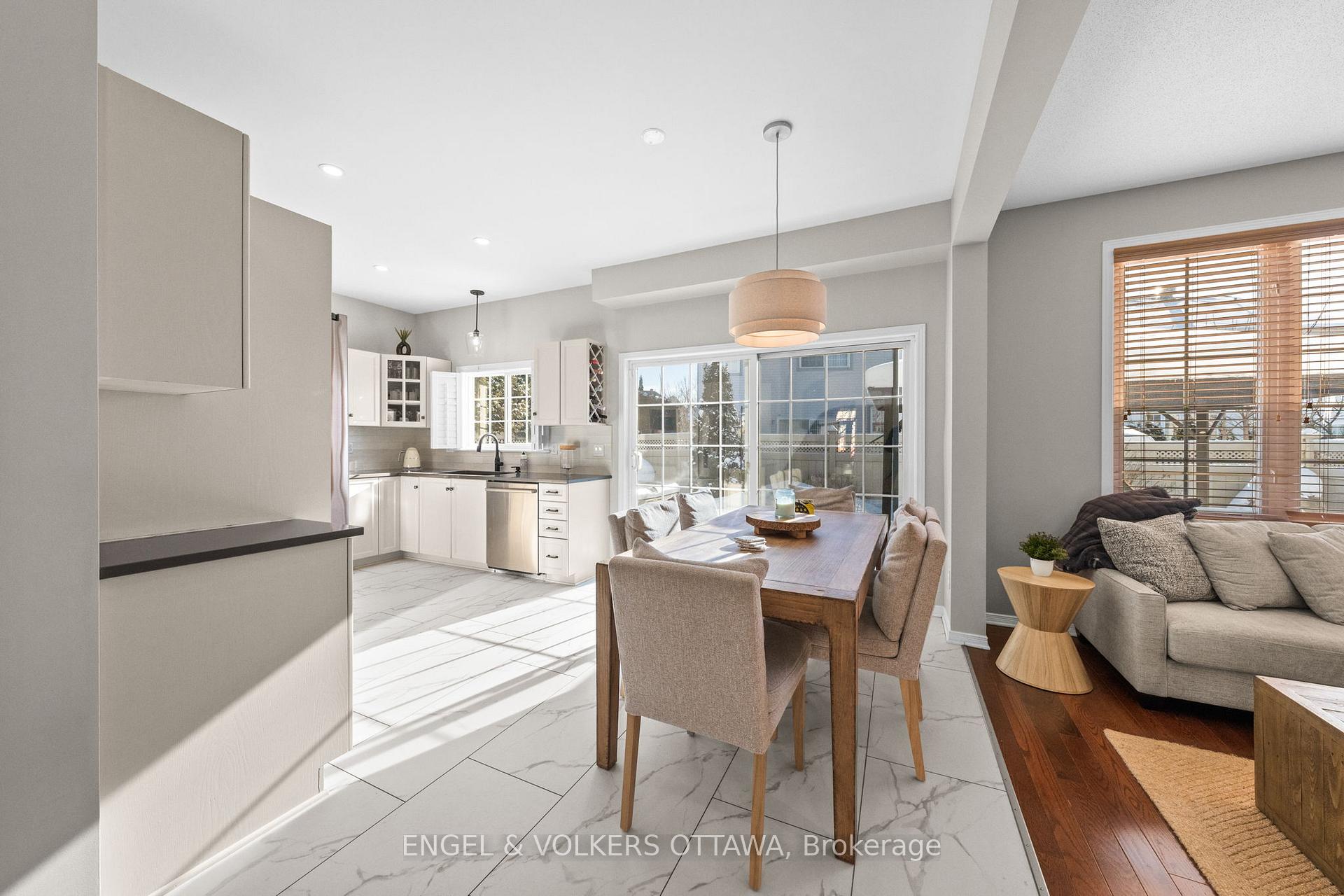 Photo 7 of 406 Keith Crescent, Ottawa, Mer Bleue/Bradley Estates/Anderson Park — HOMEH