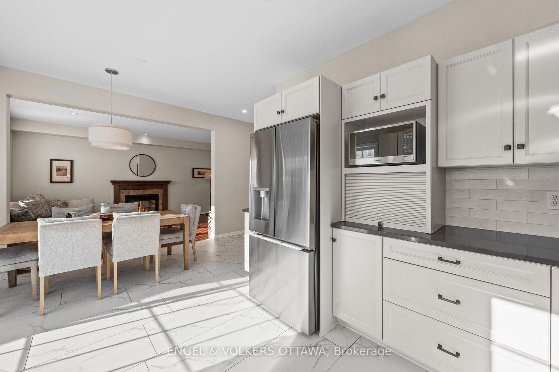 Photo 23 of 406 Keith Crescent, Ottawa, Mer Bleue/Bradley Estates/Anderson Park — HOMEH