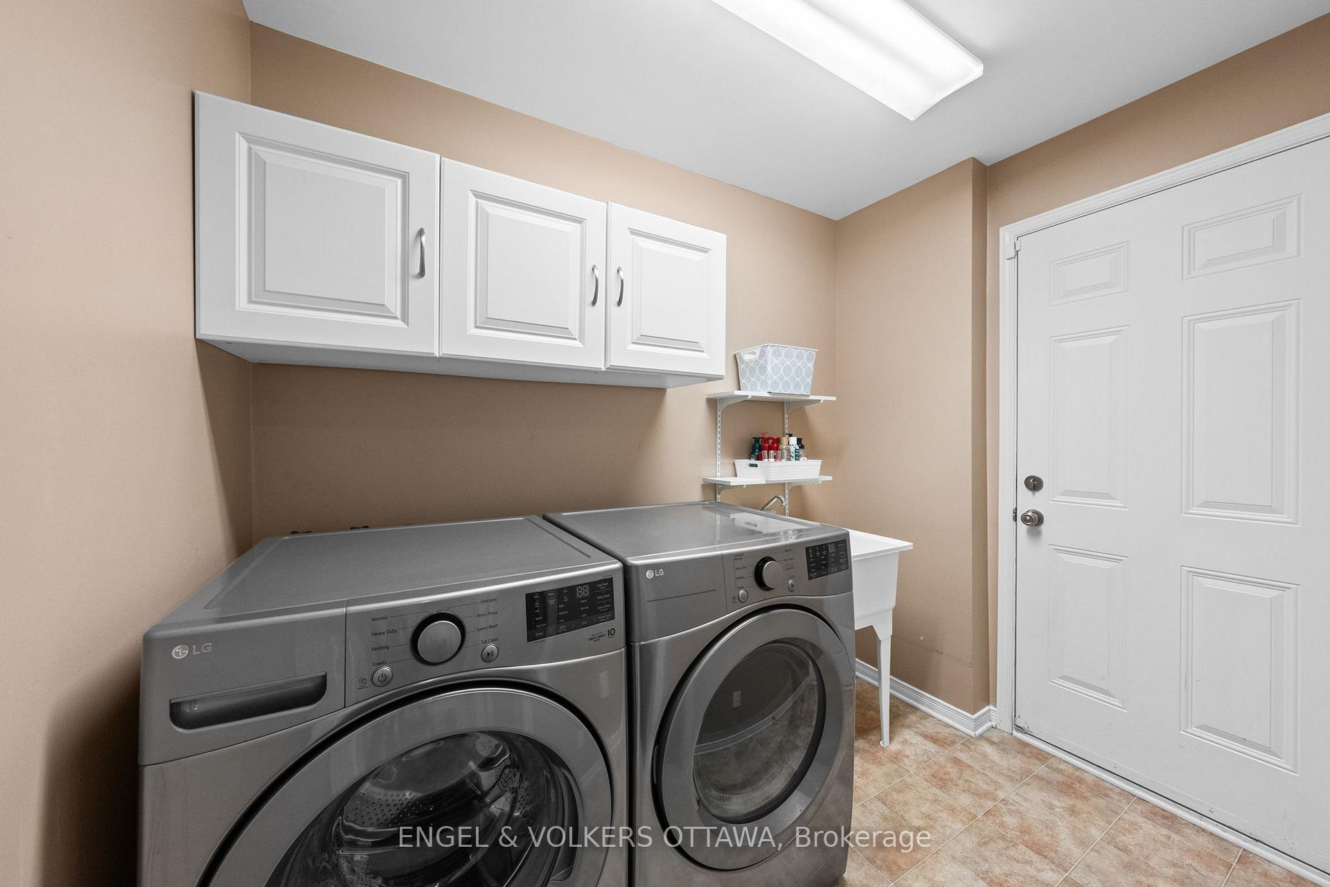 Photo 14 of 406 Keith Crescent, Ottawa, Mer Bleue/Bradley Estates/Anderson Park — HOMEH