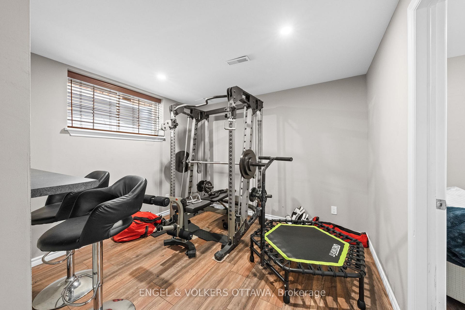 Photo 42 of 406 Keith Crescent, Ottawa, Mer Bleue/Bradley Estates/Anderson Park — HOMEH