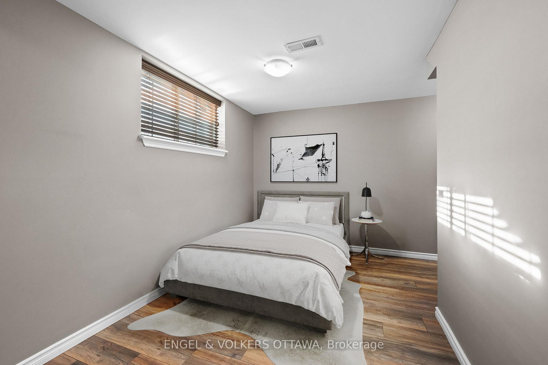 Photo 17 of 406 Keith Crescent, Ottawa, Mer Bleue/Bradley Estates/Anderson Park — HOMEH