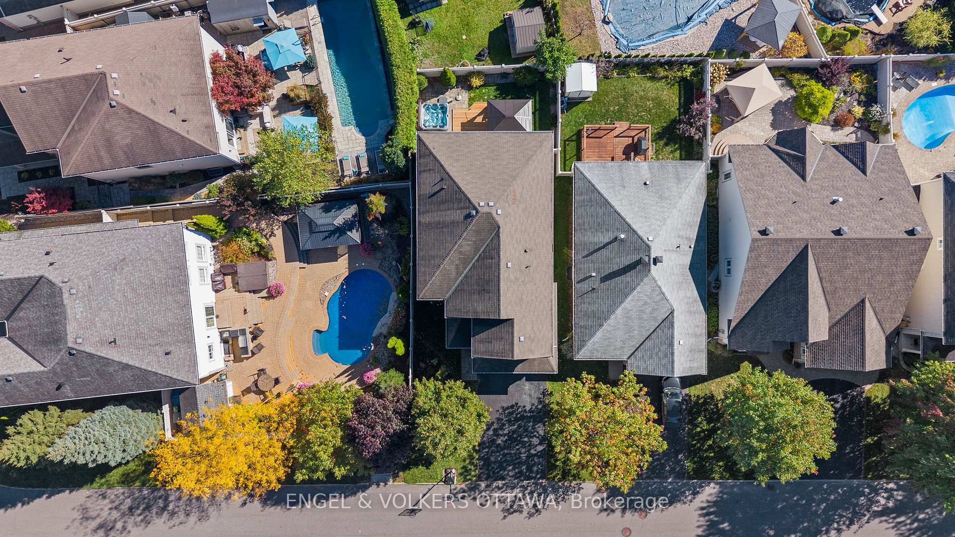 Photo 45 of 406 Keith Crescent, Ottawa, Mer Bleue/Bradley Estates/Anderson Park — HOMEH