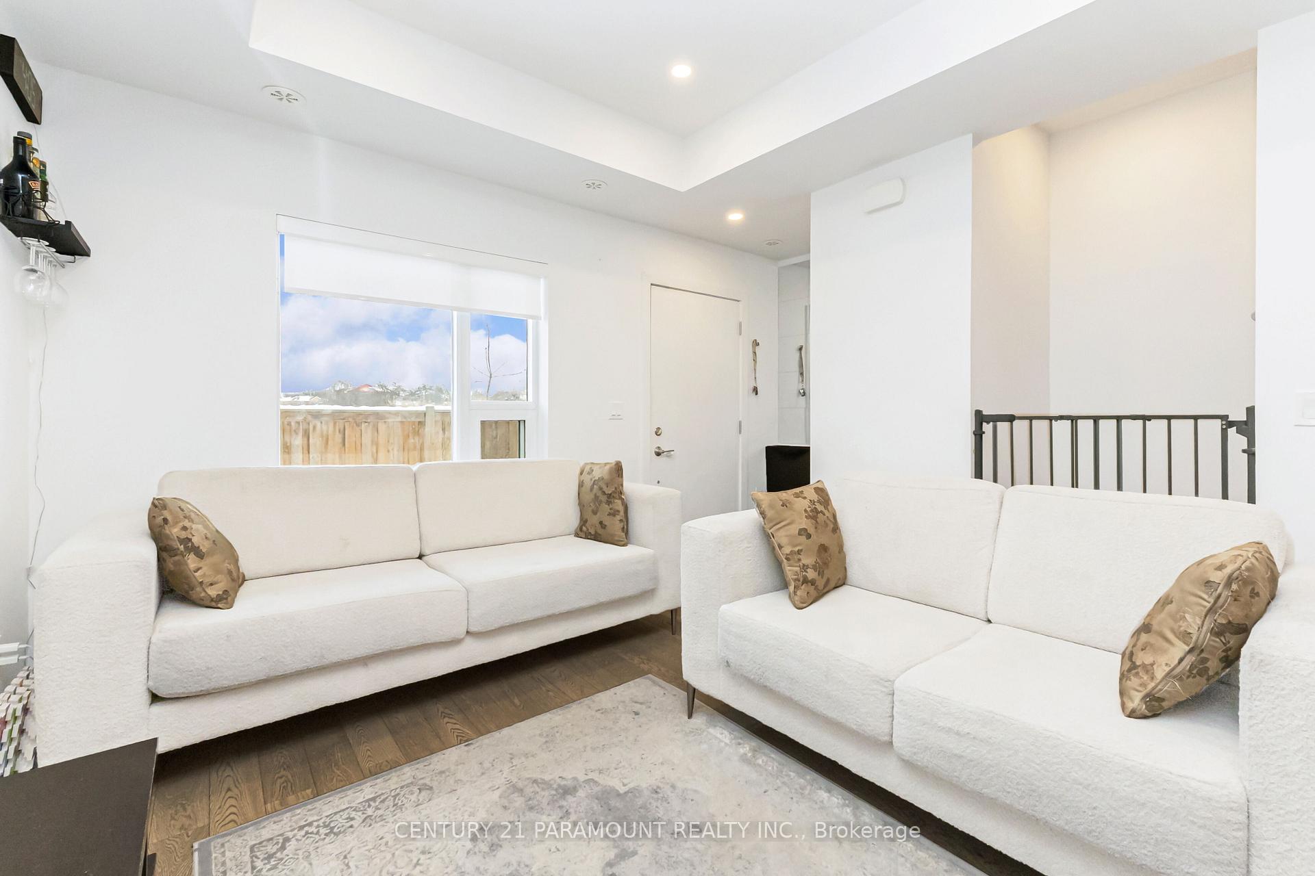 Photo 5 of Unit 63, 200 Malta Avenue, Brampton, Fletcher's Creek South — HOMEH